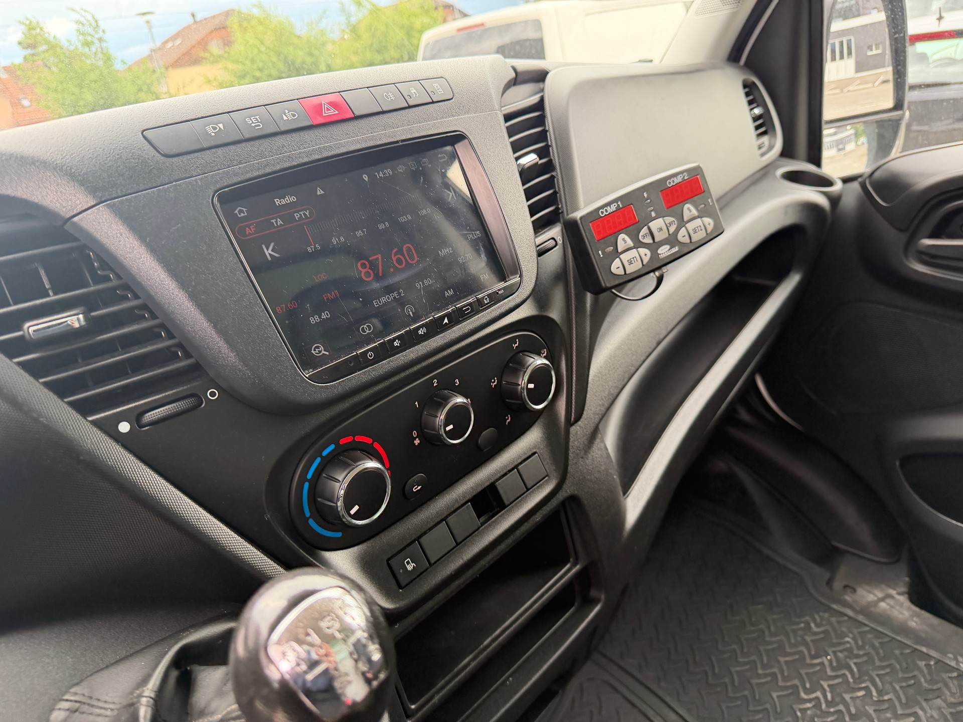IVECO 35 S 14-image-7