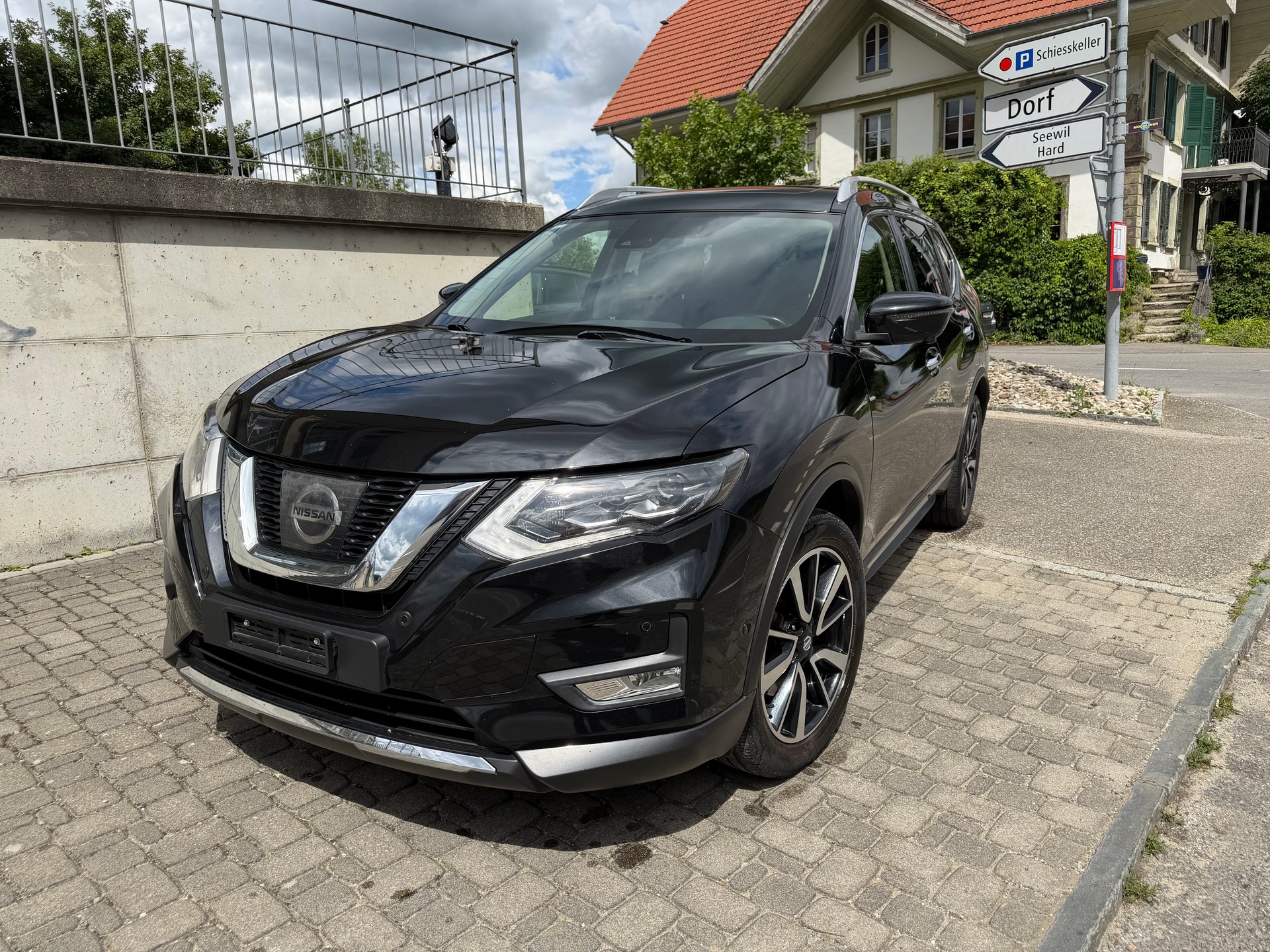 NISSAN 1995