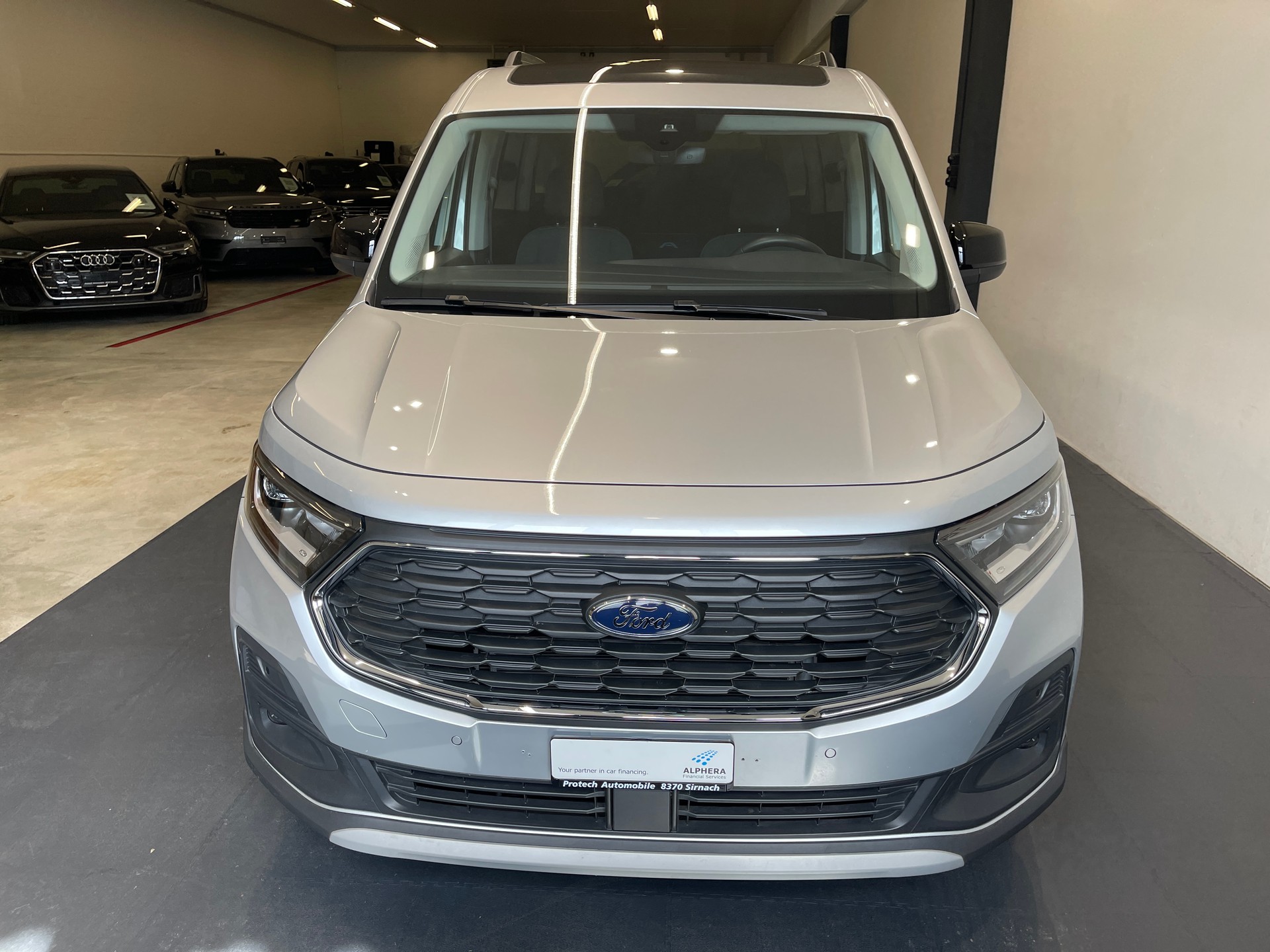 FORD Grand Tourneo Connect 2.0 EcoBlue Active Automat *7 PLATZ*-showroom-element-2
