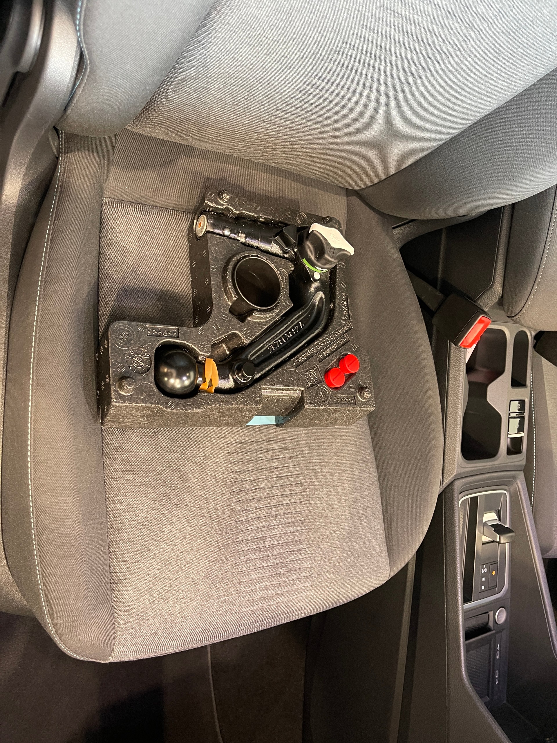 FORD Grand Tourneo Connect 2.0 EcoBlue Active Automat *7 PLATZ*-image-16