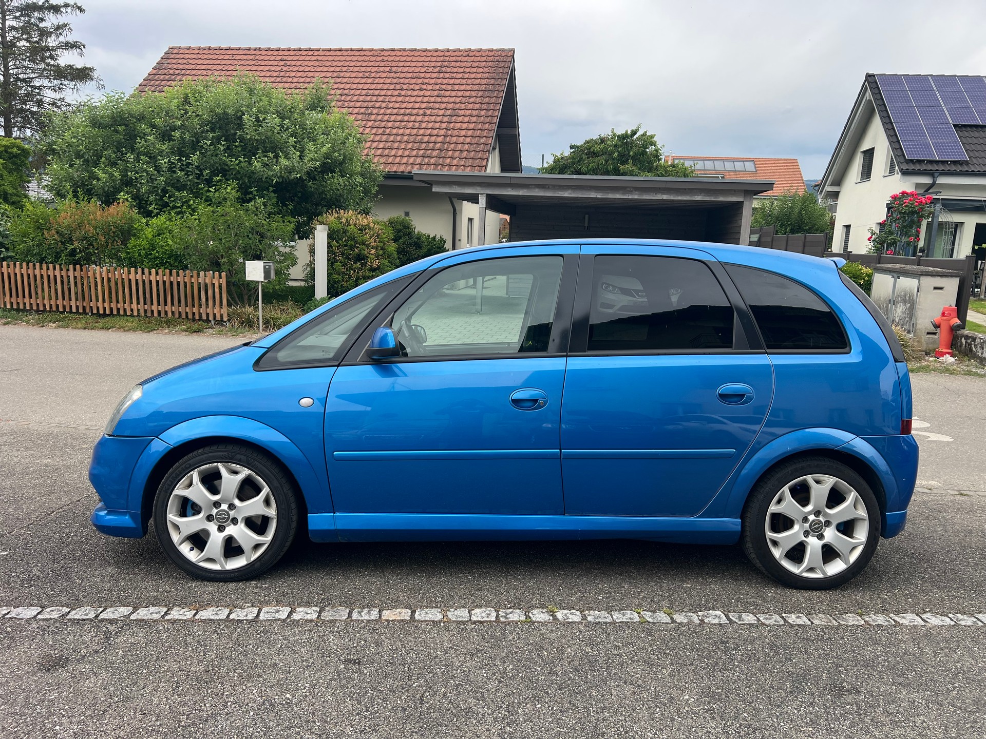 OPEL Meriva 1.6i 16V Turbo OPC-showroom-element-3