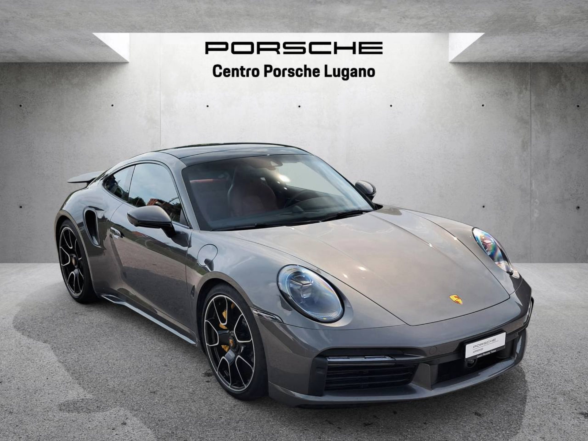 PORSCHE 911 Turbo S-image-5