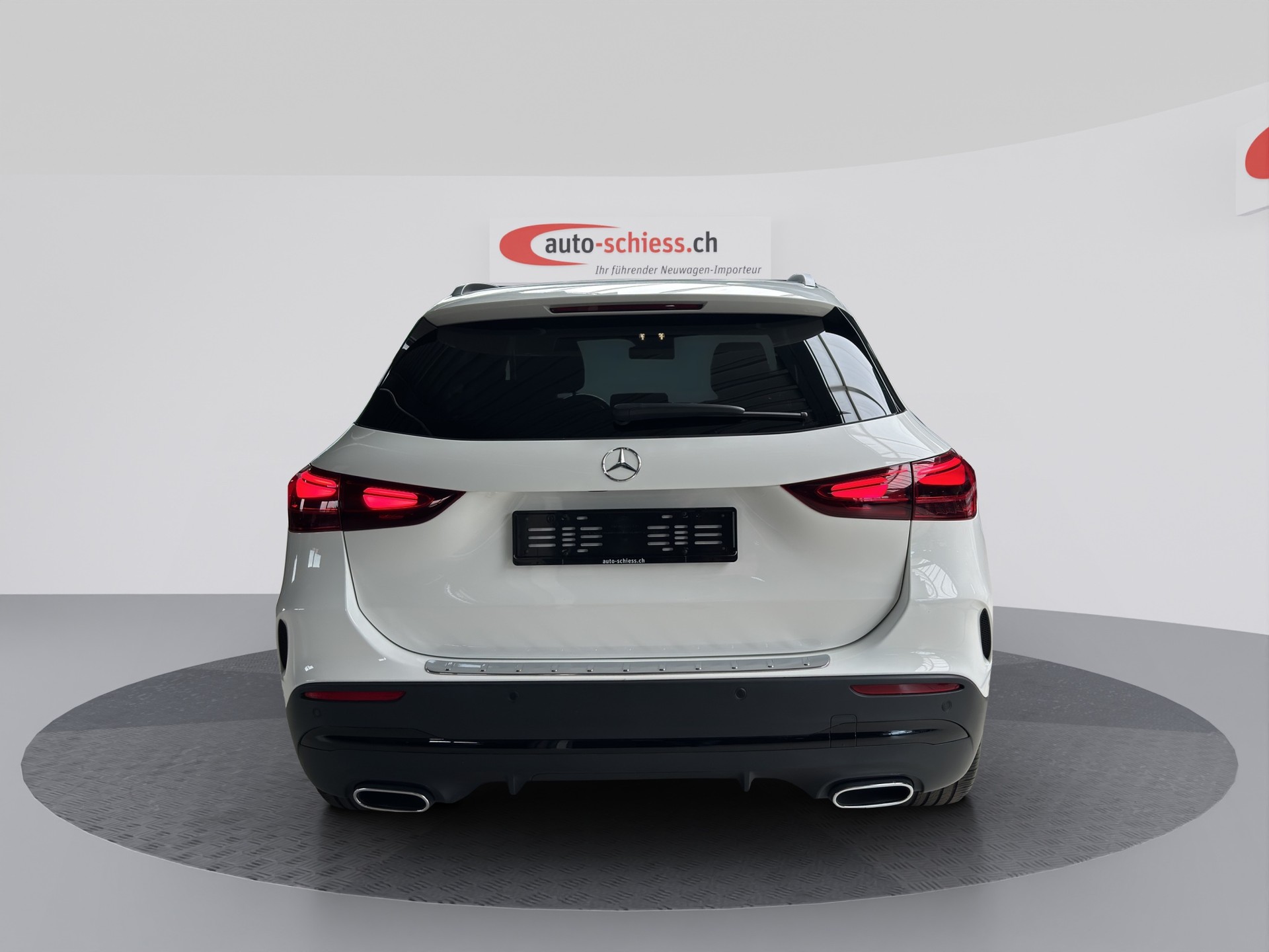 MERCEDES-BENZ GLA 200 7G-DCT AMG Edition Night-image-3