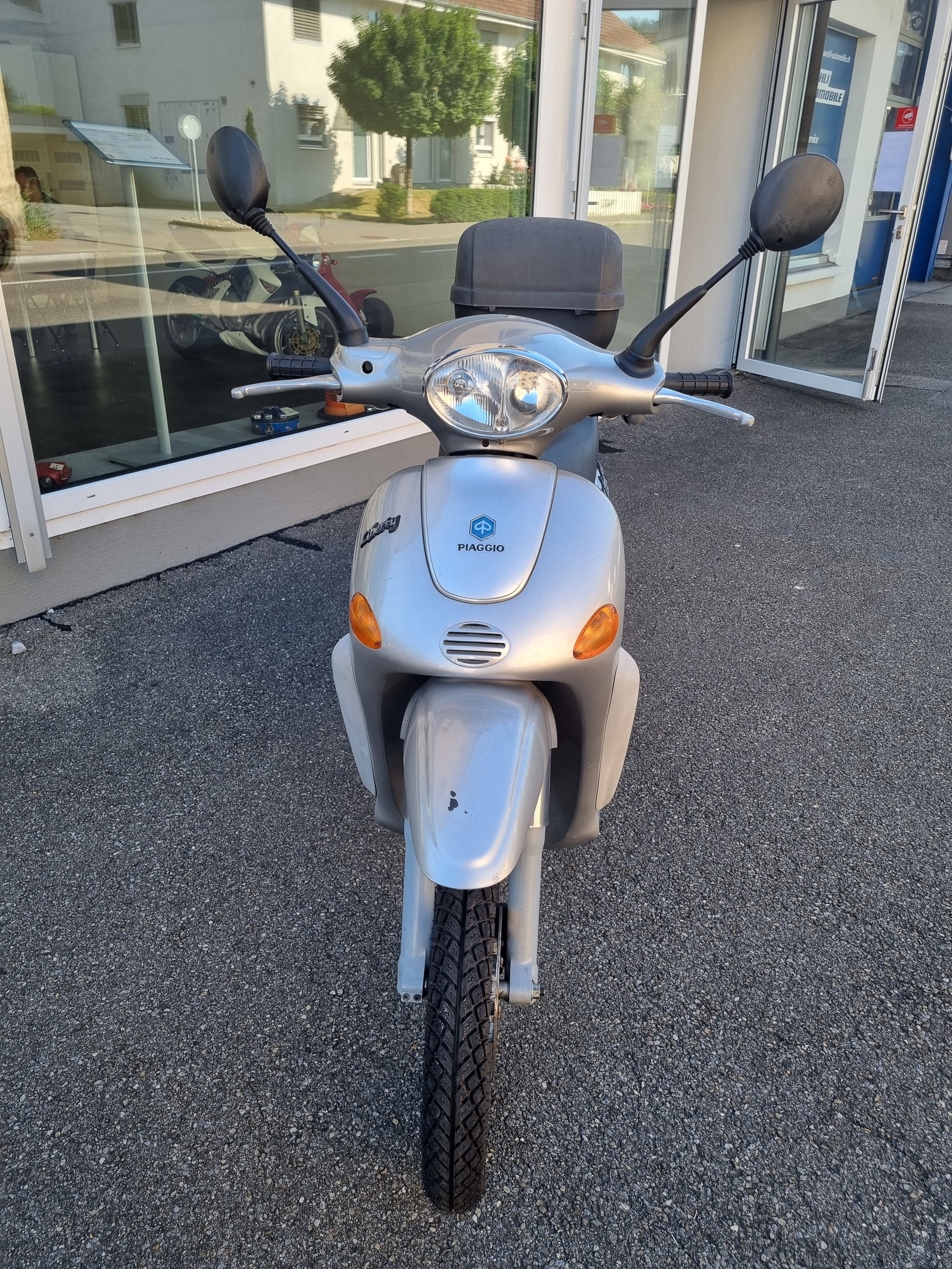 PIAGGIO Liberty 125 4-T-image-2