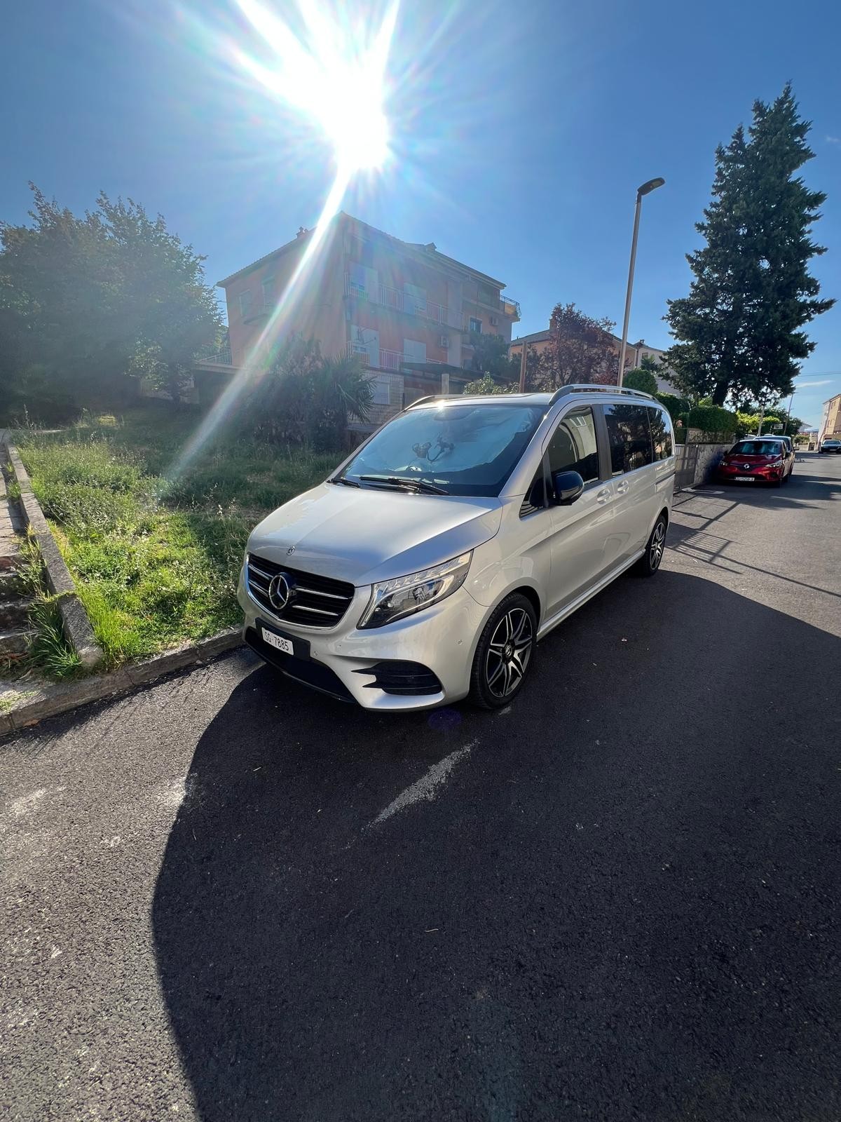MERCEDES-BENZ V 250