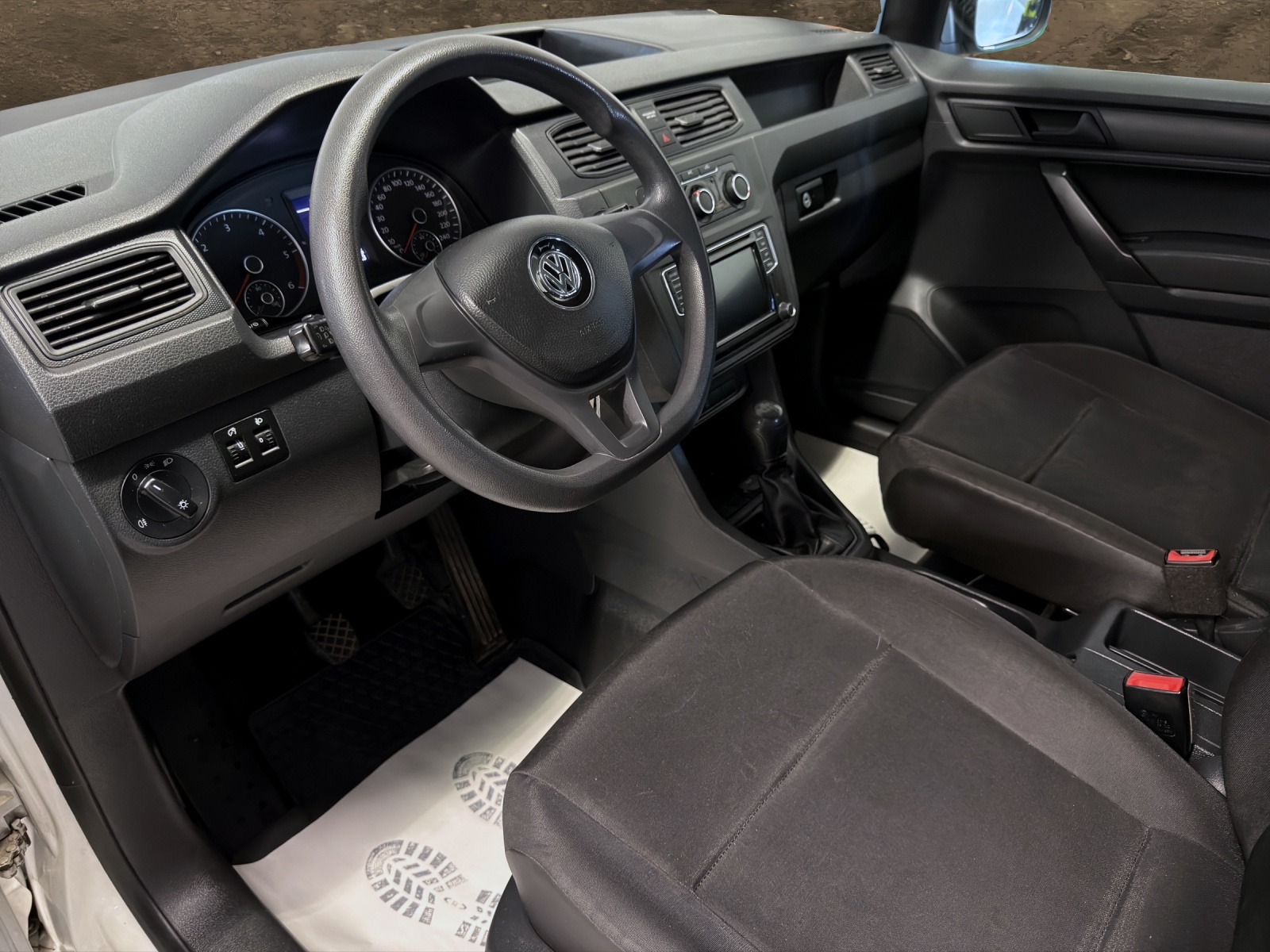 VW Caddy Maxi 2.0TDI Entry BlueMotion Technology-image-7
