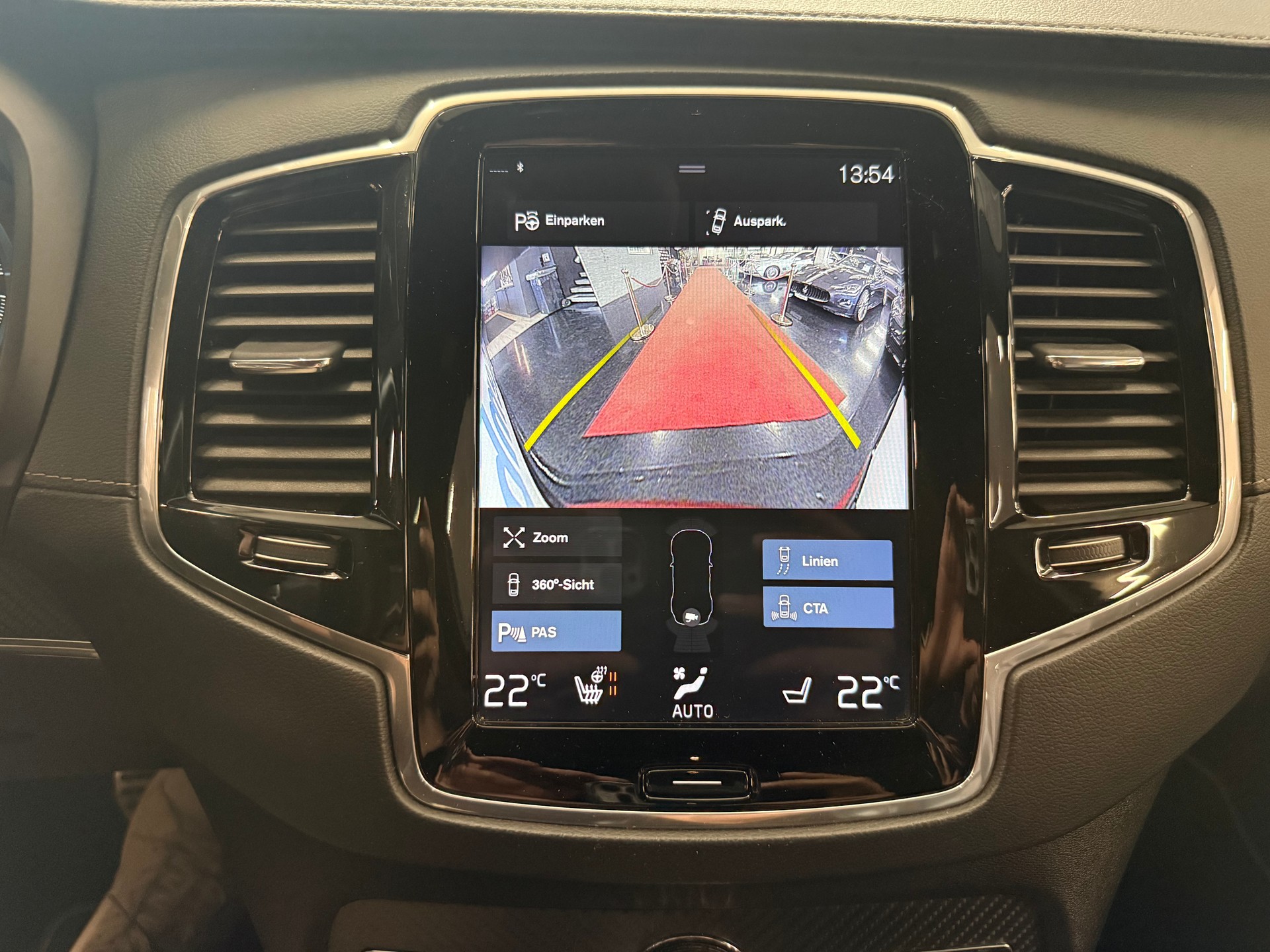 VOLVO XC90 T8 AWD R-Design Geartronic-image-26