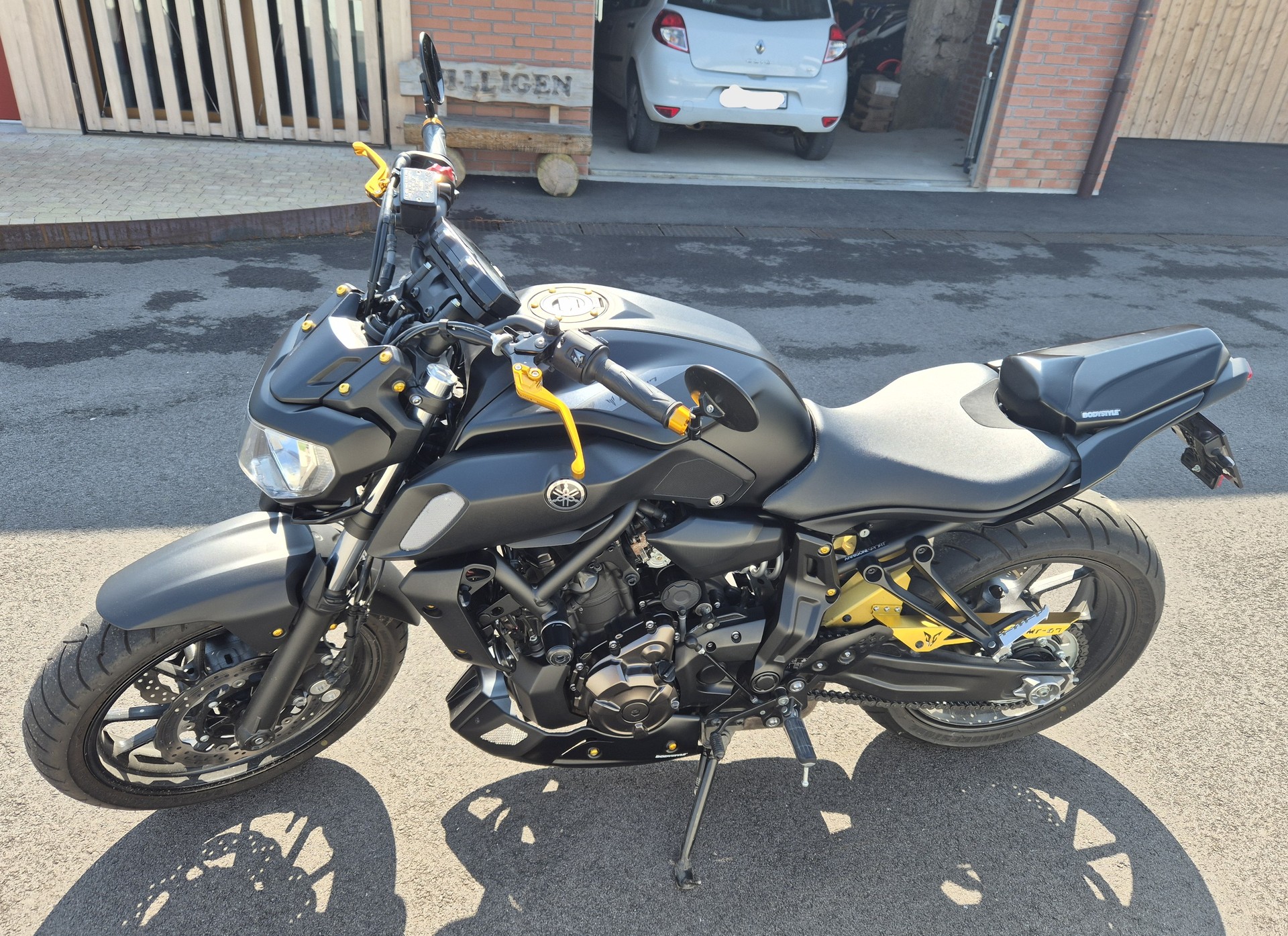 YAMAHA MT-07 ABS (35kW)-image-2