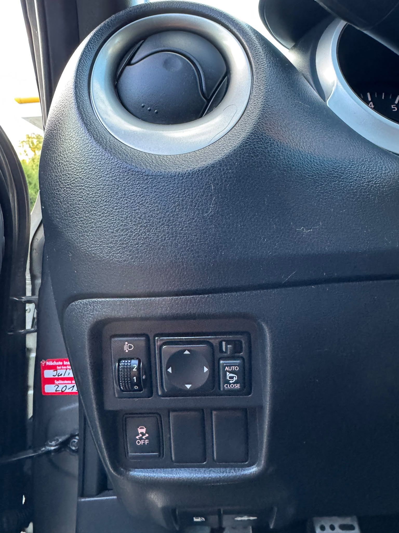 NISSAN Juke 1.6 DIG-T acenta-image-13