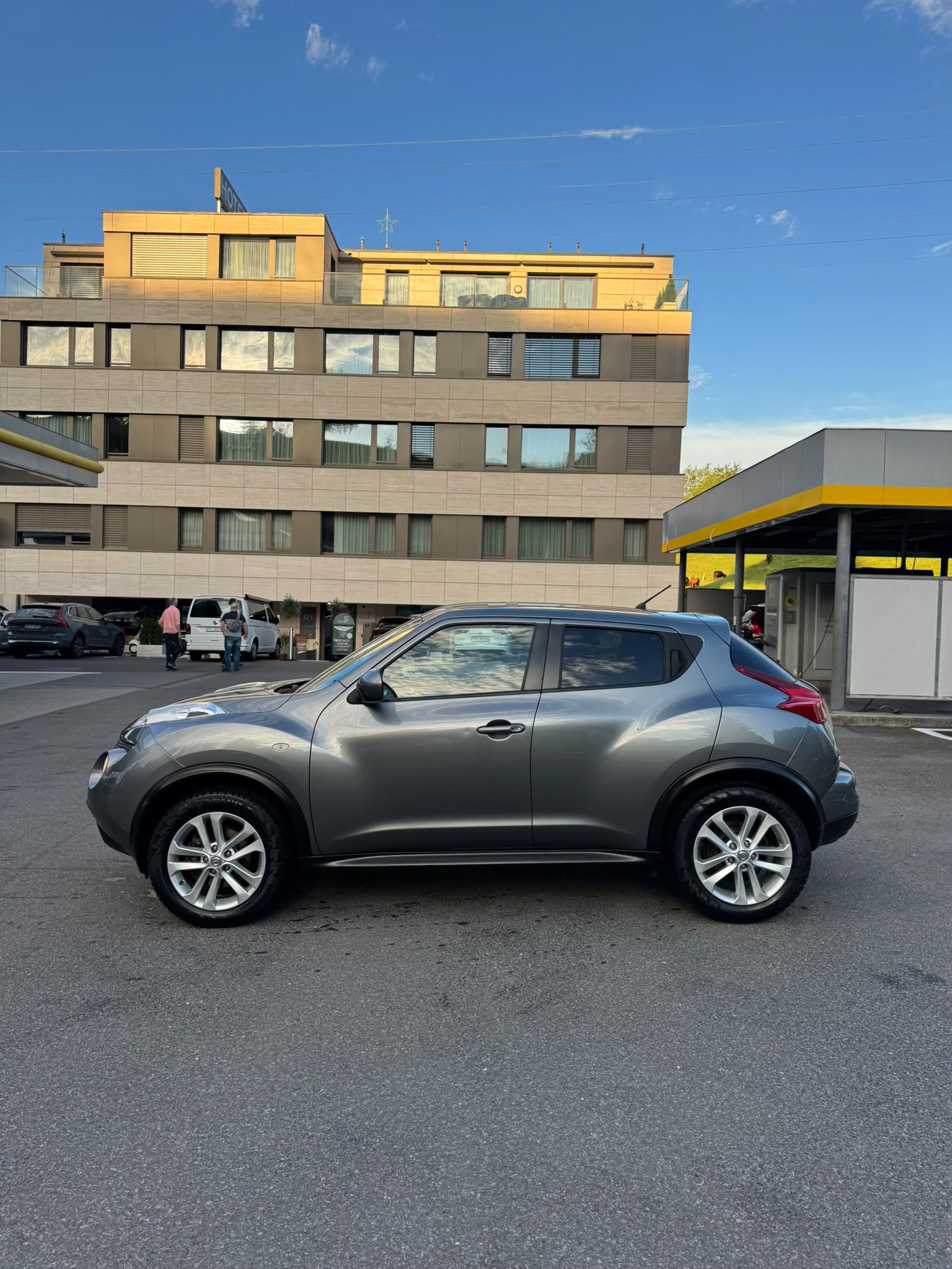 NISSAN Juke 1.6 DIG-T acenta-showroom-element-3