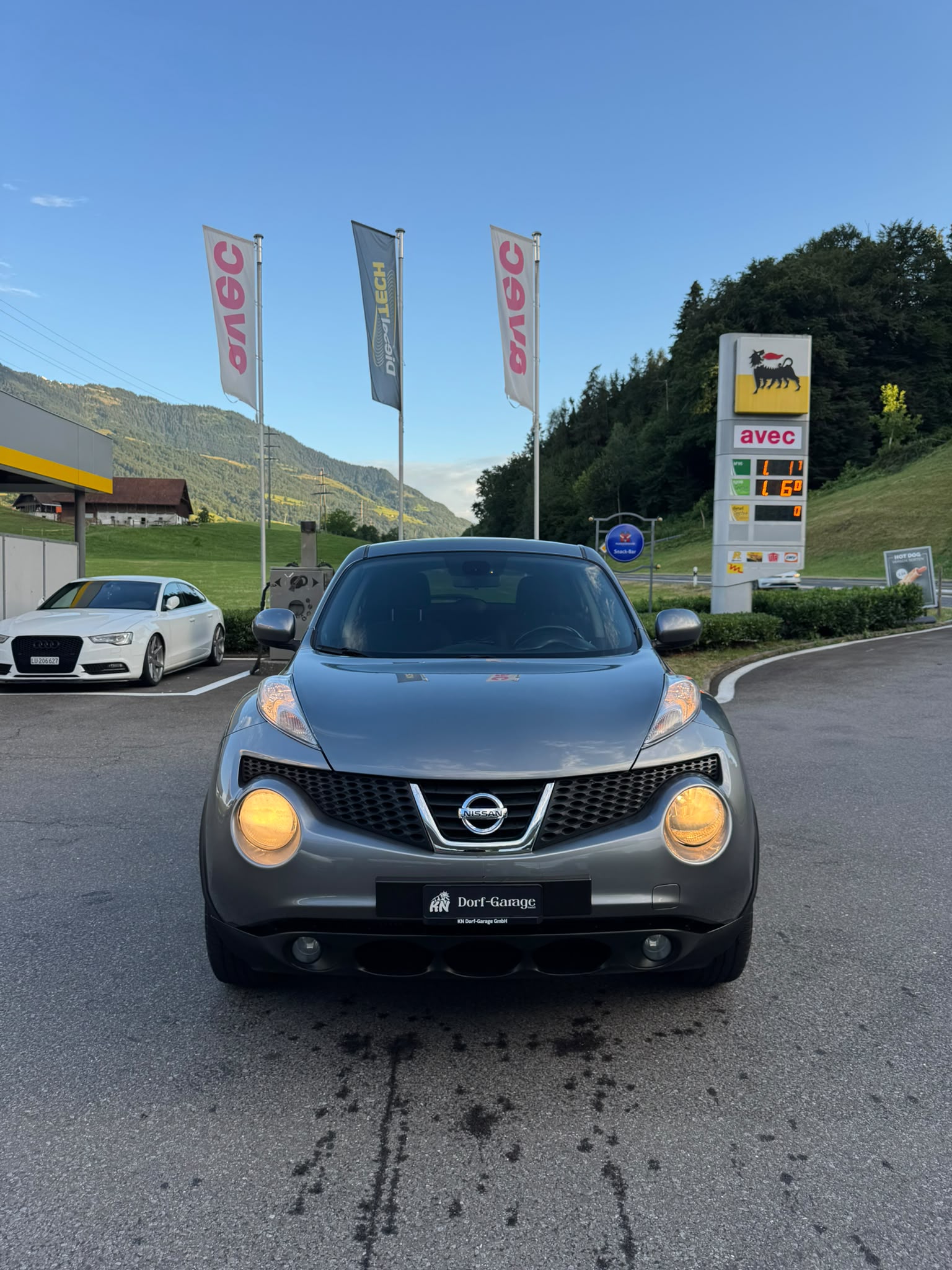 NISSAN Juke 1.6 DIG-T acenta-showroom-element-1