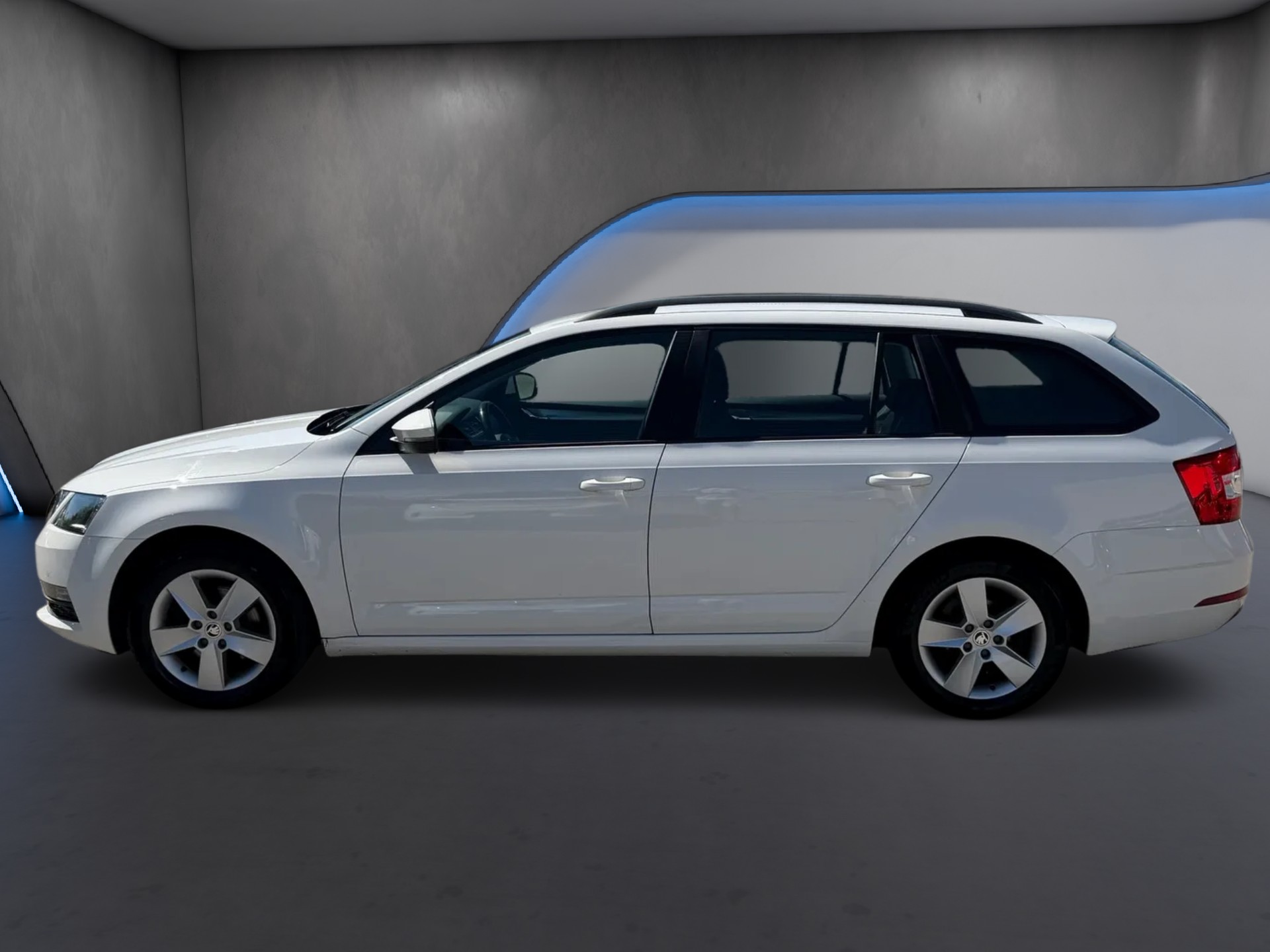 SKODA Octavia Combi 2.0 TDI Ambition DSG-image-7