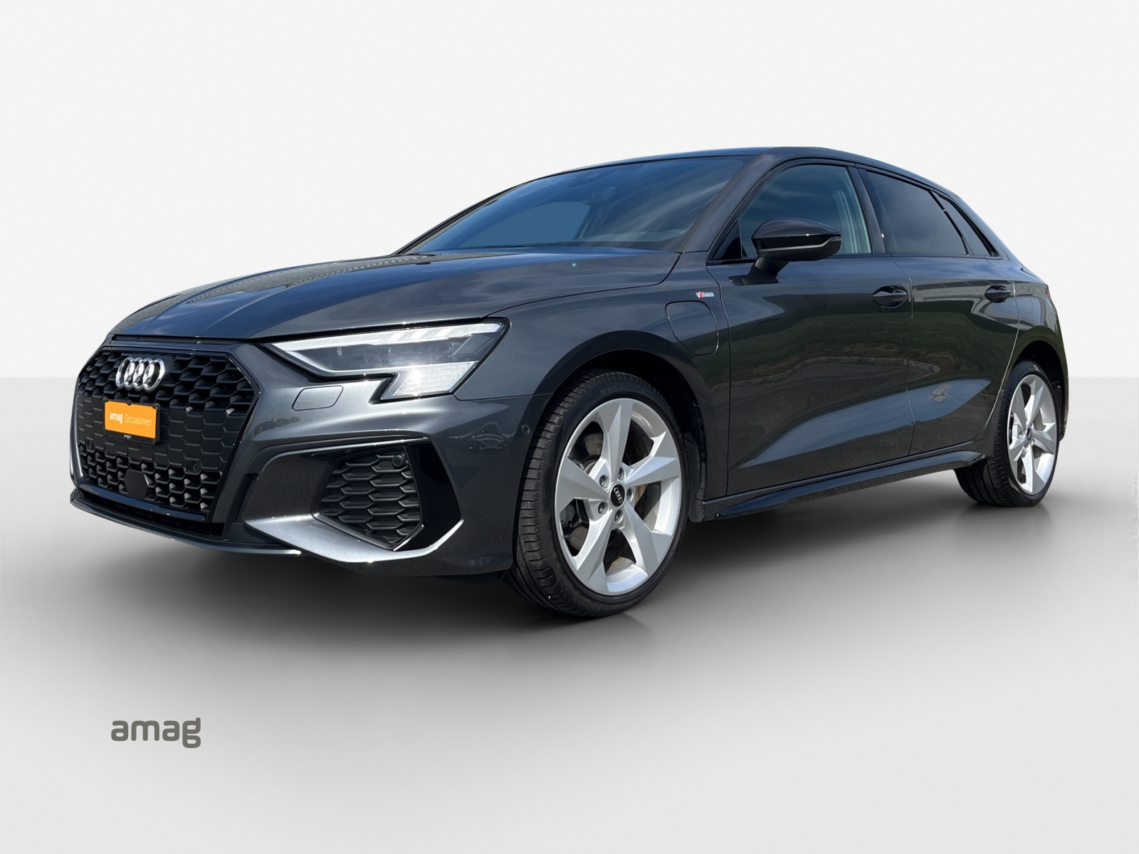 AUDI A3 Sportback 40 TFSI e S line Attraction S-tronic-image-0
