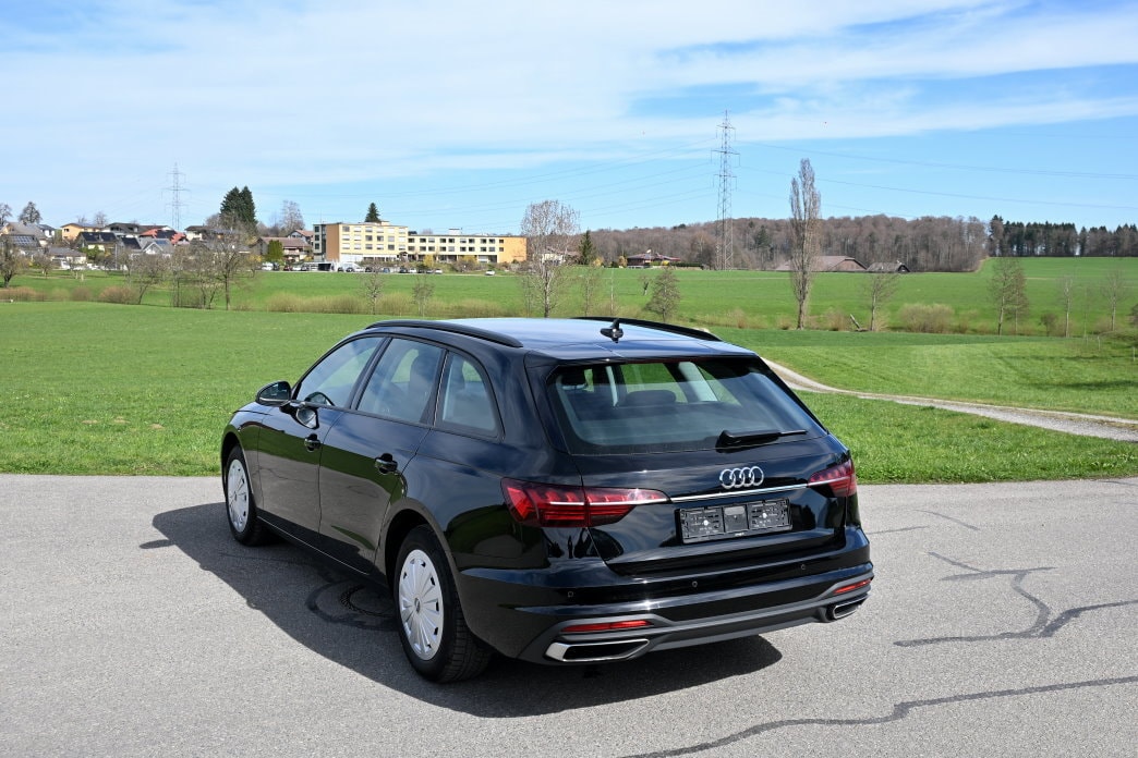 AUDI A4 Avant 2.0 TDI 35 S-tronic-image-3