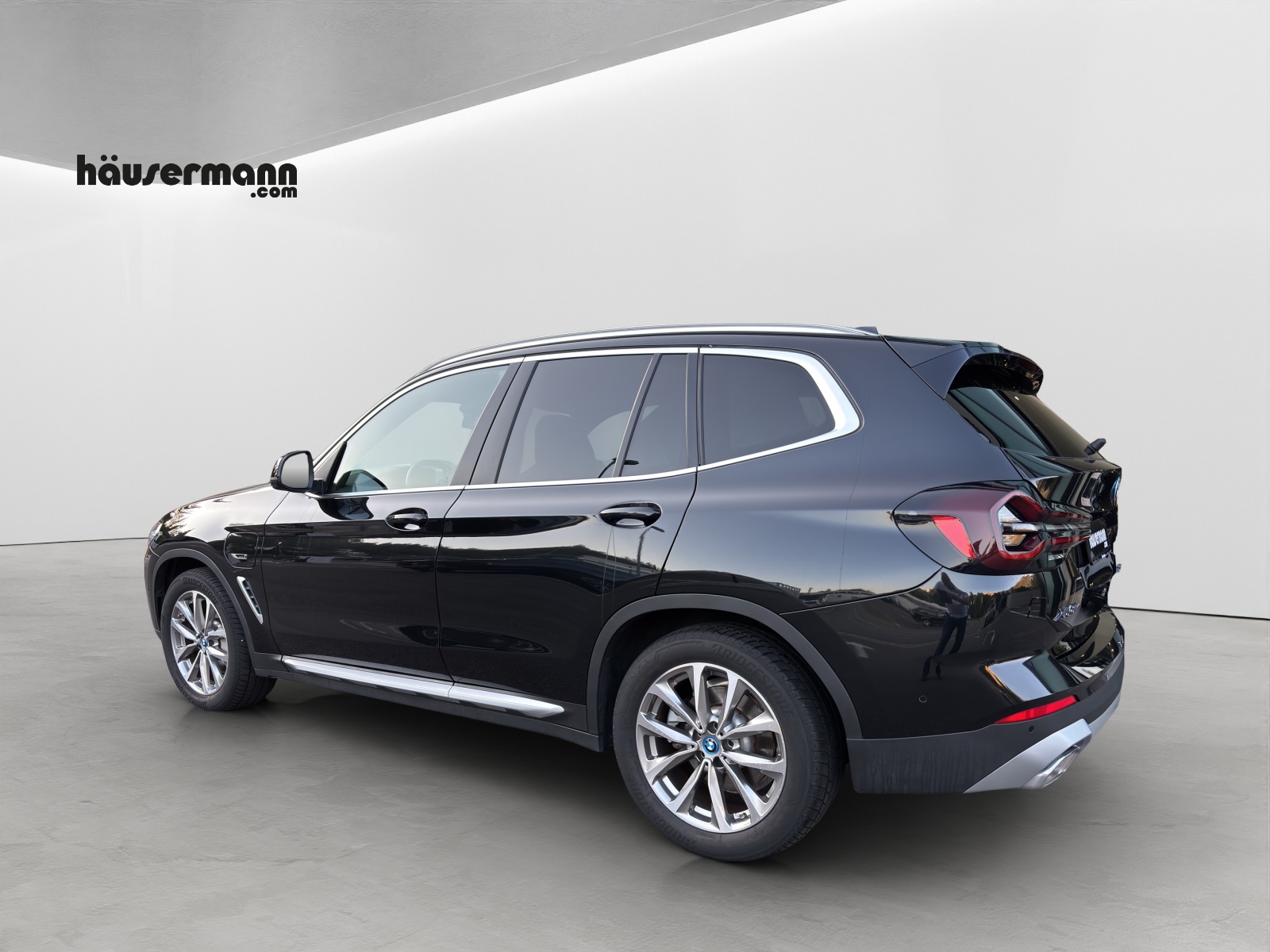 BMW X3 G01 30e xDrive-showroom-element-2