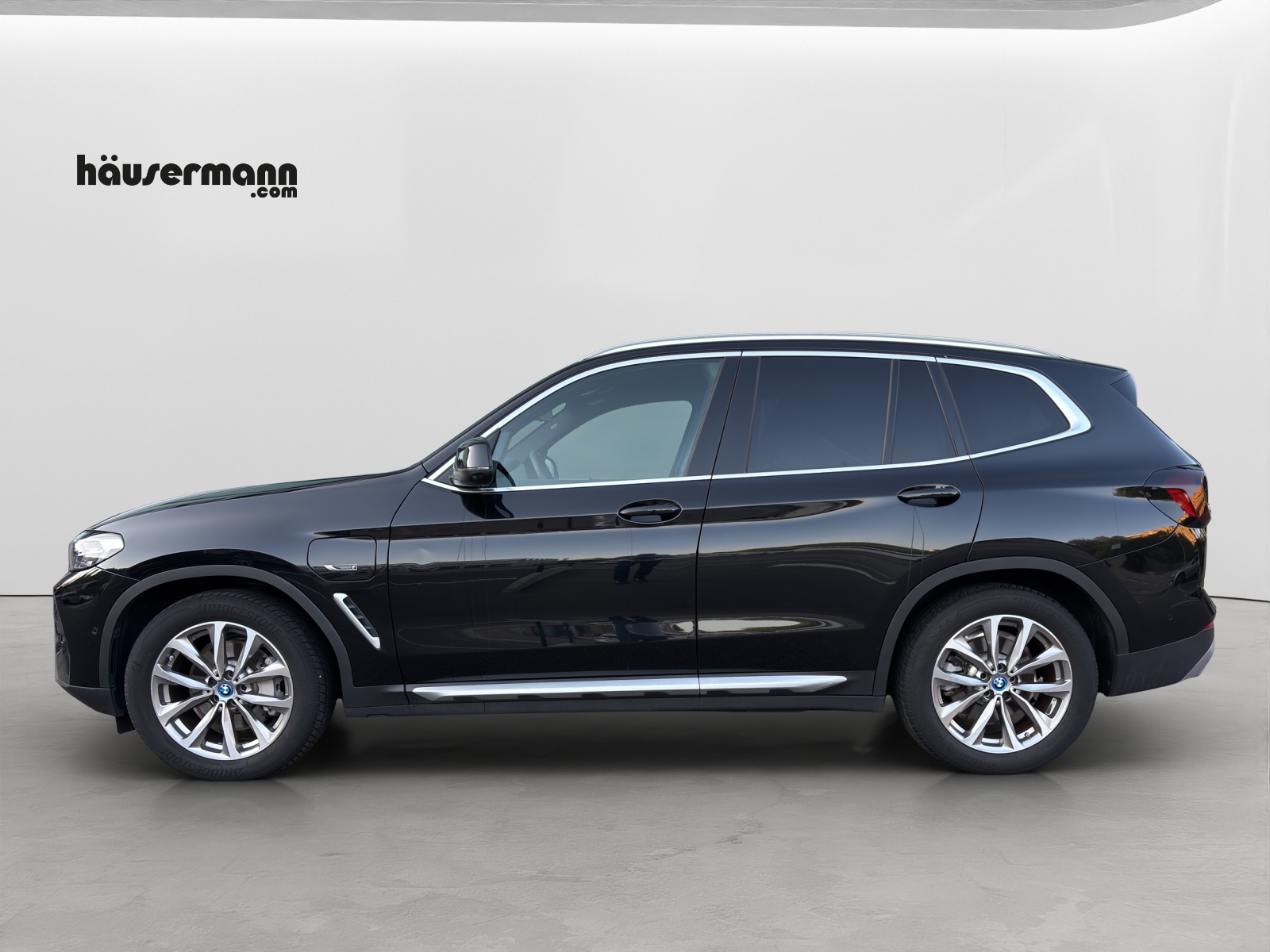BMW X3 G01 30e xDrive-showroom-element-1