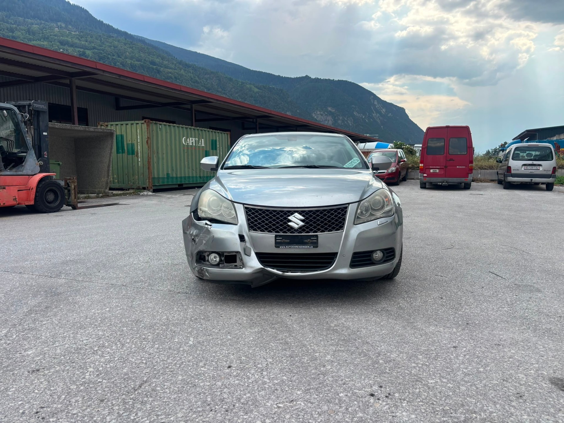 SUZUKI Kizashi 2.4 GL Top 4WD CVT