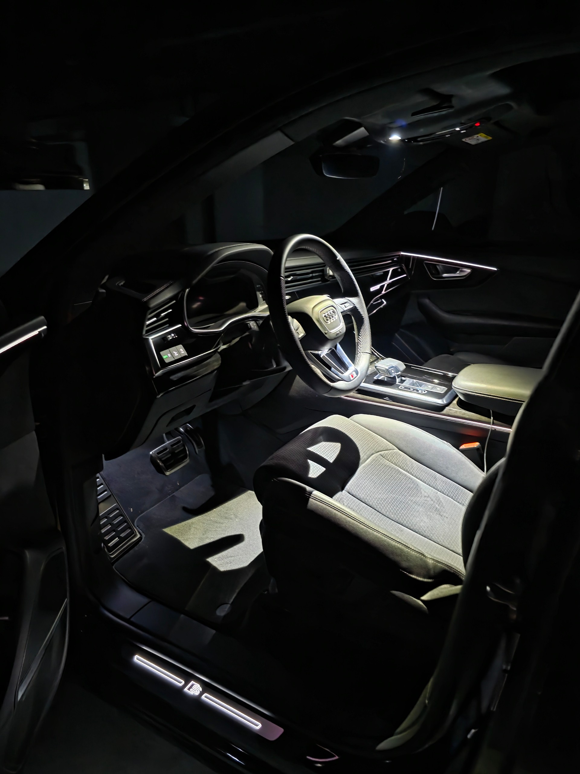 AUDI 3.0 45 TDI quattro T-Tronic-image-5