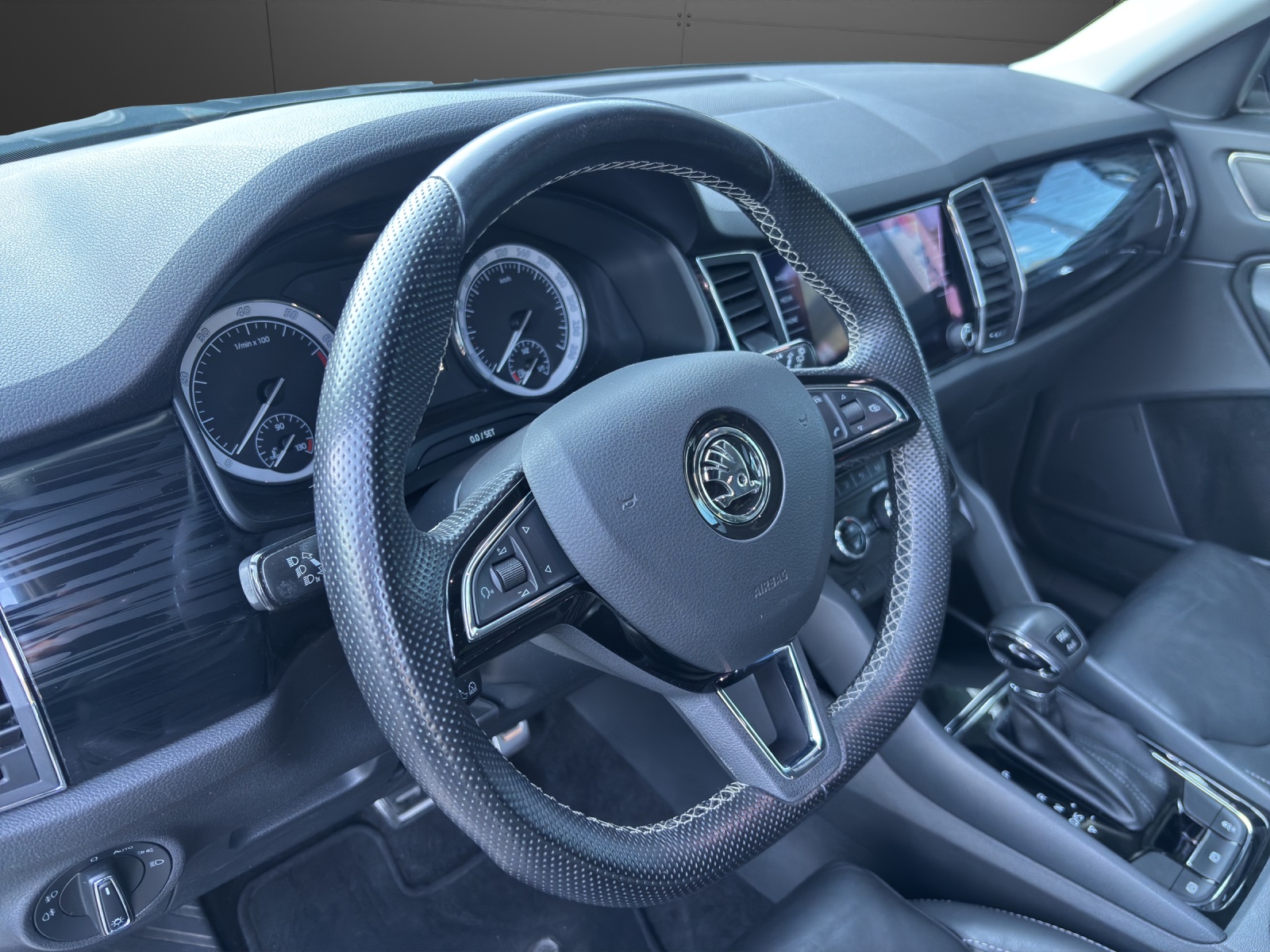 SKODA Kodiaq 2.0 TSI Style DSG 4x4-showroom-element-3
