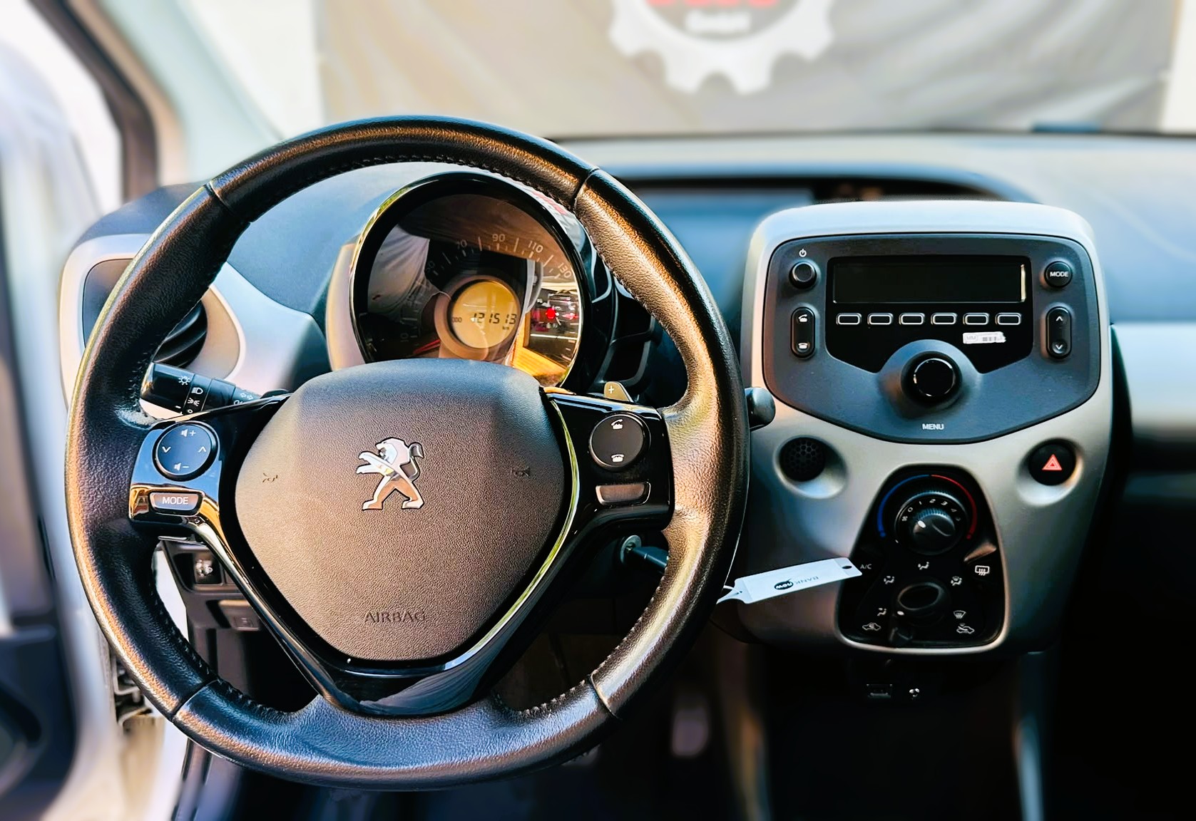PEUGEOT 108 1.0 VTi Active ETG-image-8