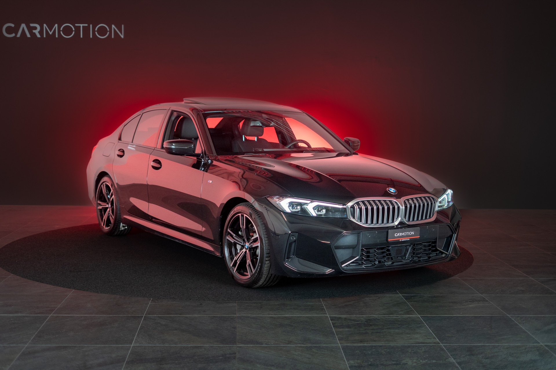 BMW 330d xDrive SAG / LCI / Glasdach / Rückfahrkamera / Ambientebeleuchtung-showroom-element-2