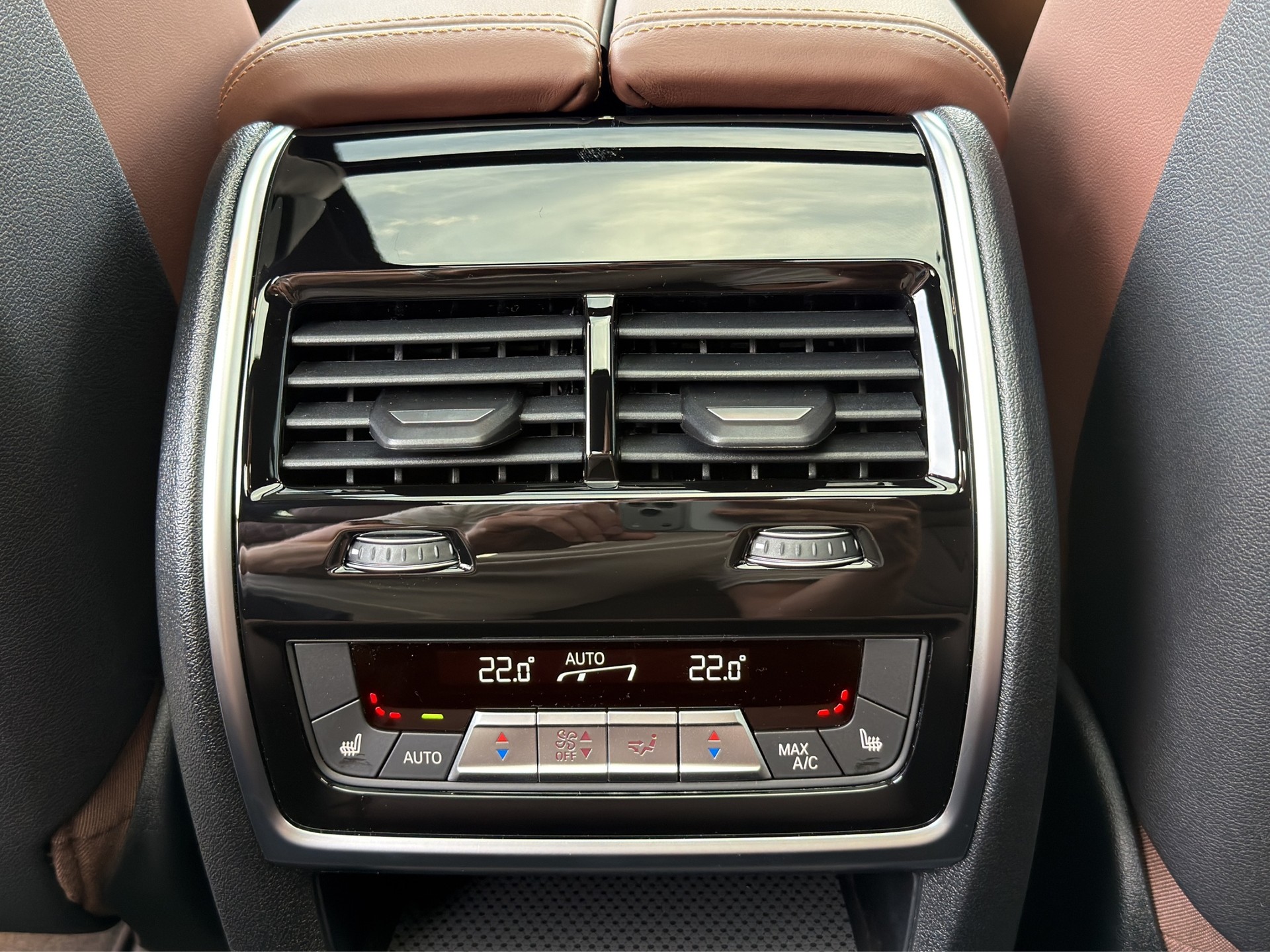 BMW X7 xDrive 48V 40d M Sport Pro Steptronic-image-23
