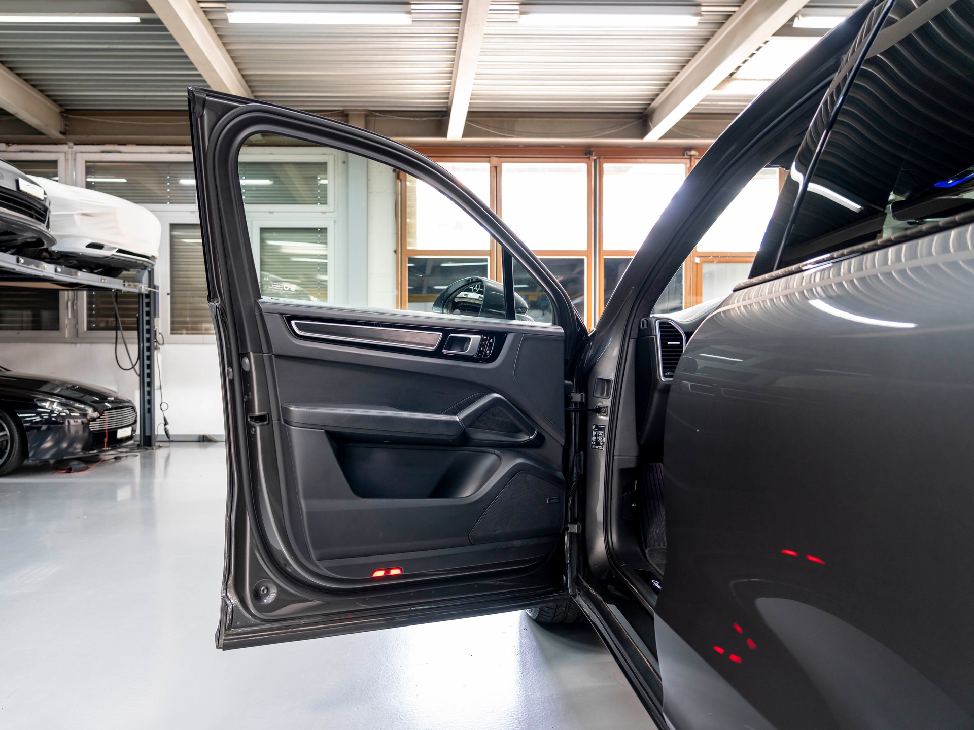 PORSCHE Cayenne GTS-image-22