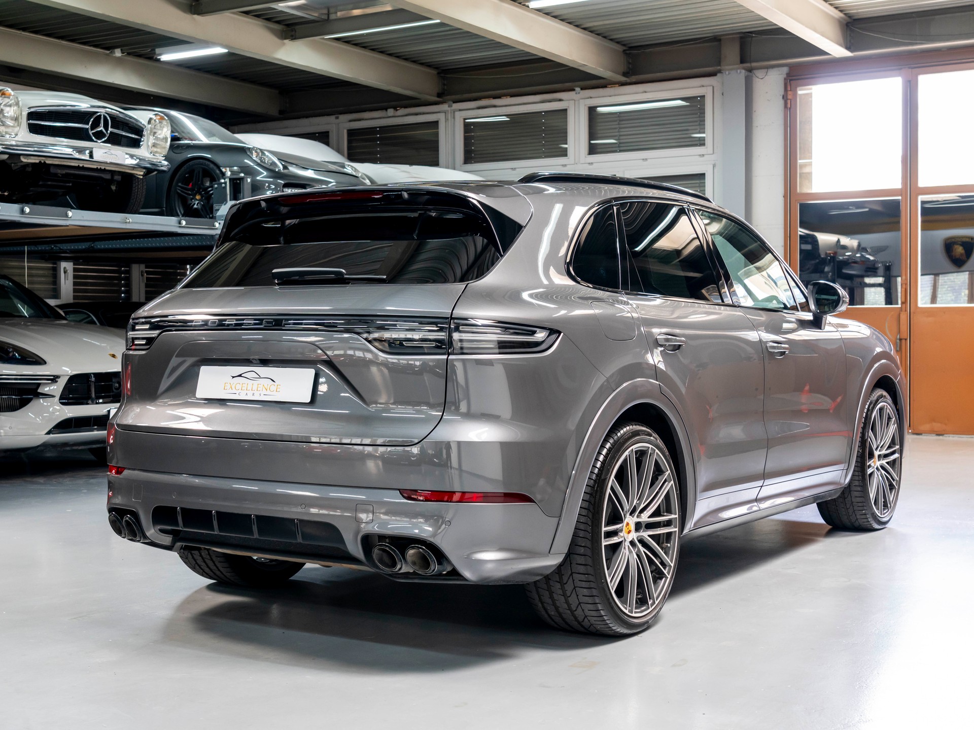 PORSCHE Cayenne GTS-image-5