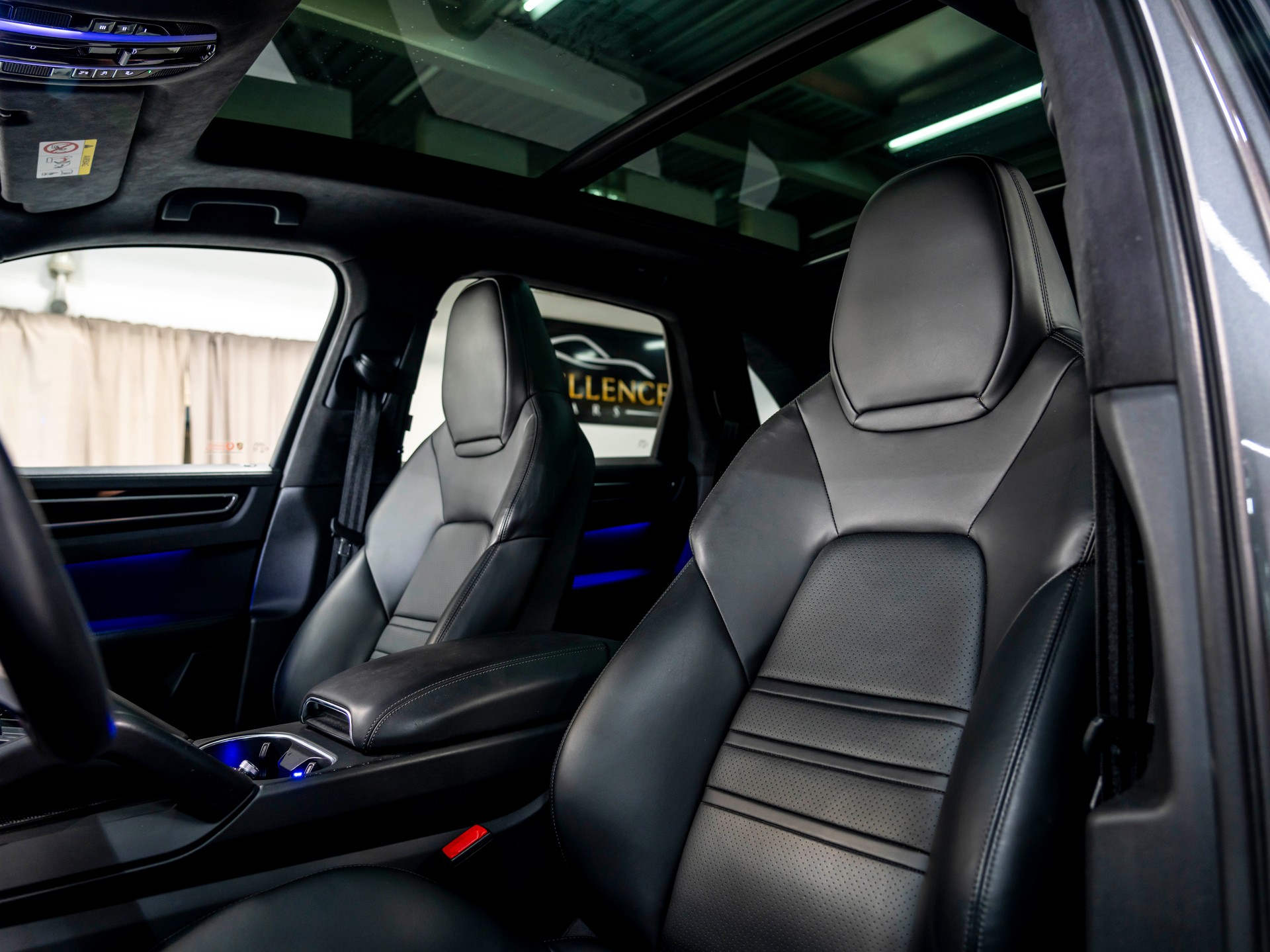 PORSCHE Cayenne GTS-image-16
