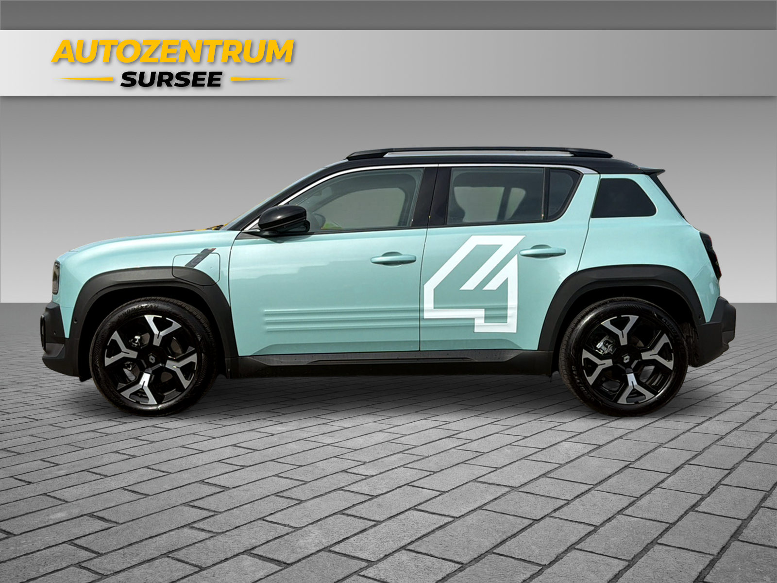 RENAULT R4 E-Tech Comfort Range techno-showroom-element-2