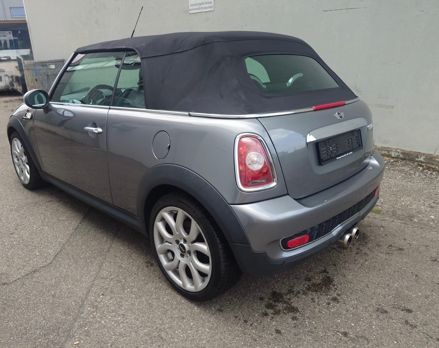 MINI Cooper S Cabriolet-image-3