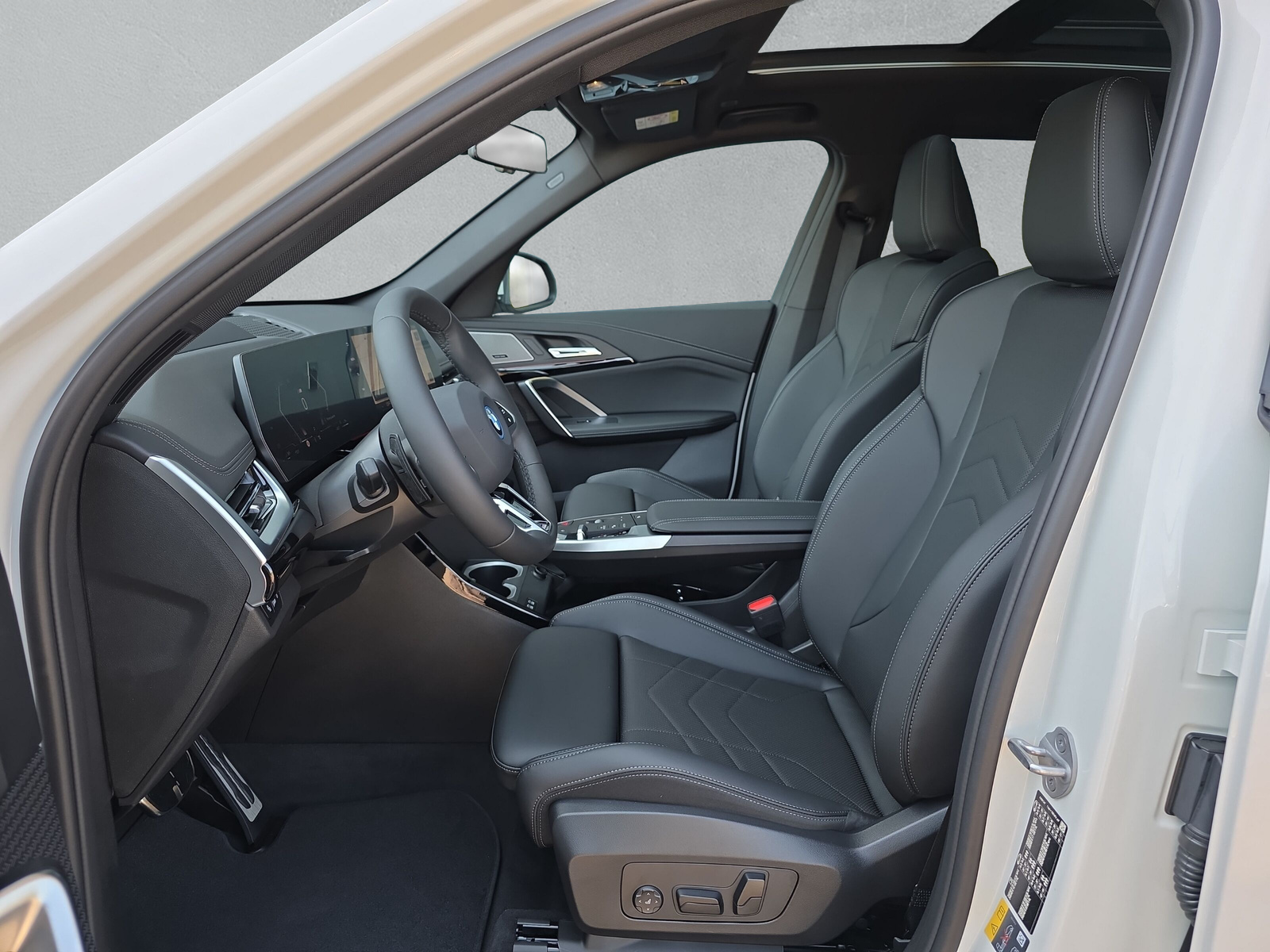 BMW X1 xDrive 30e M Sport**Action de leasing à 0.9%**-image-11