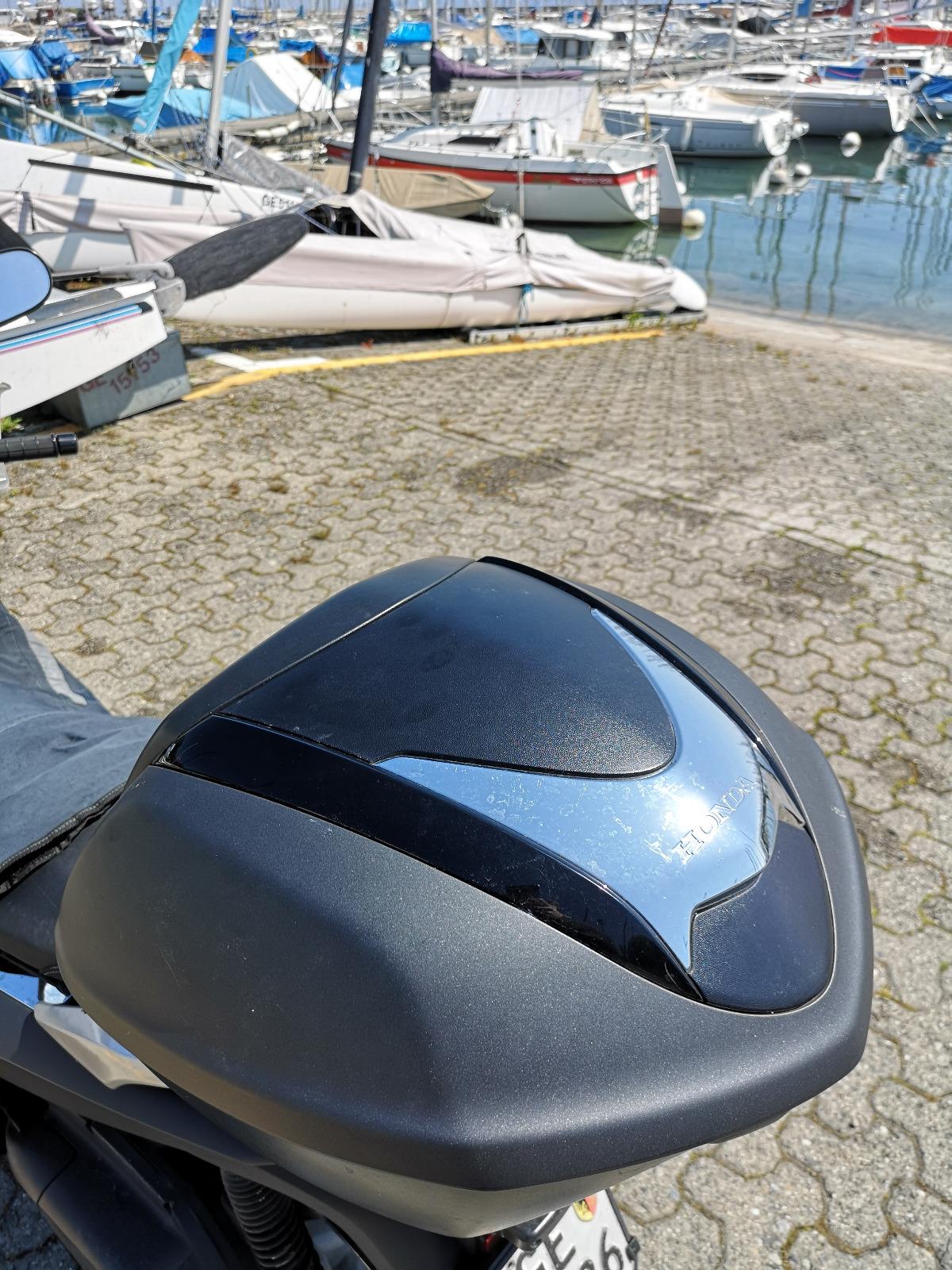 HONDA SH 300 i ABS-image-5