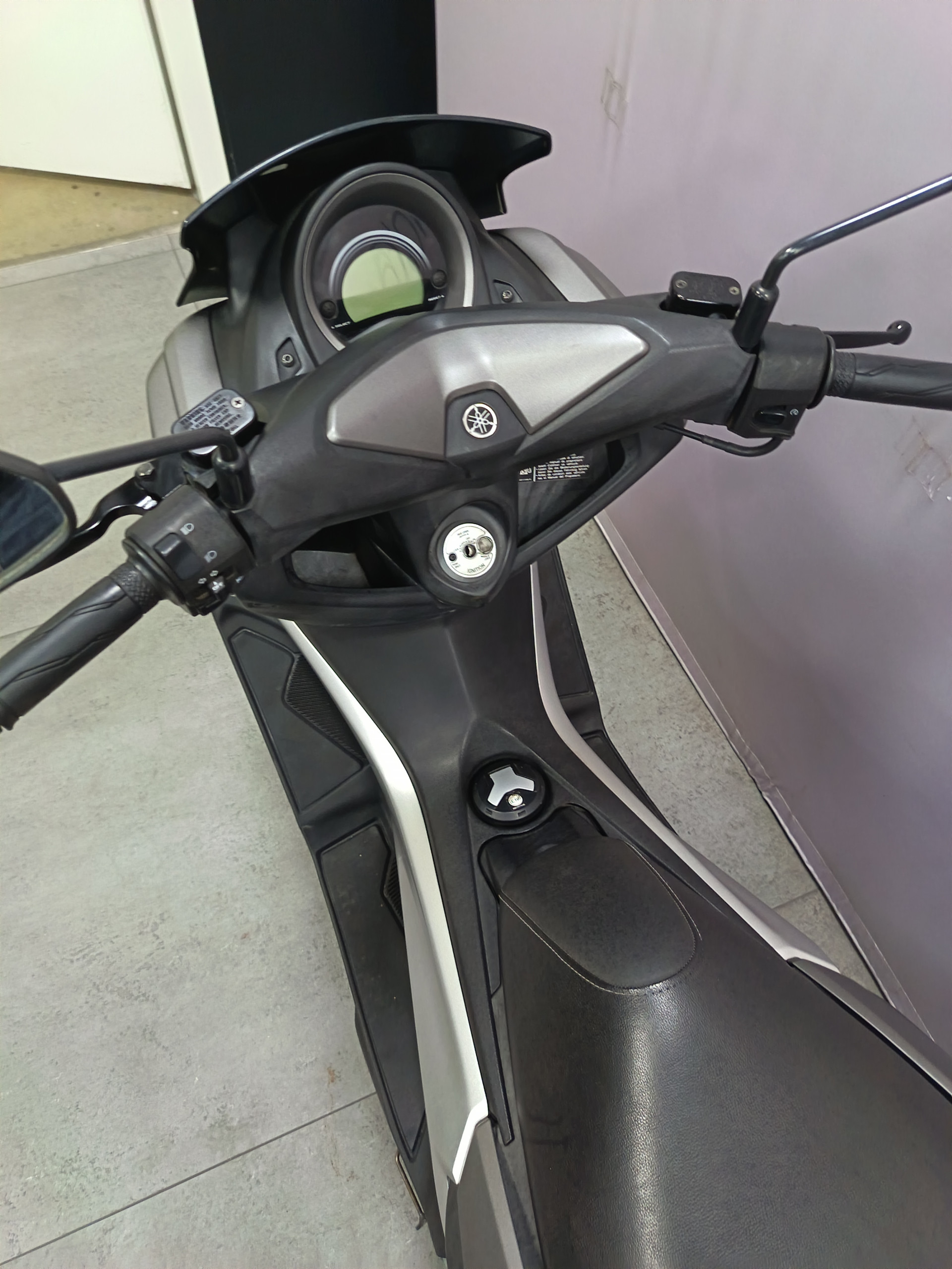 YAMAHA NMax 125 - leasing à 51 chf par mois-image-5