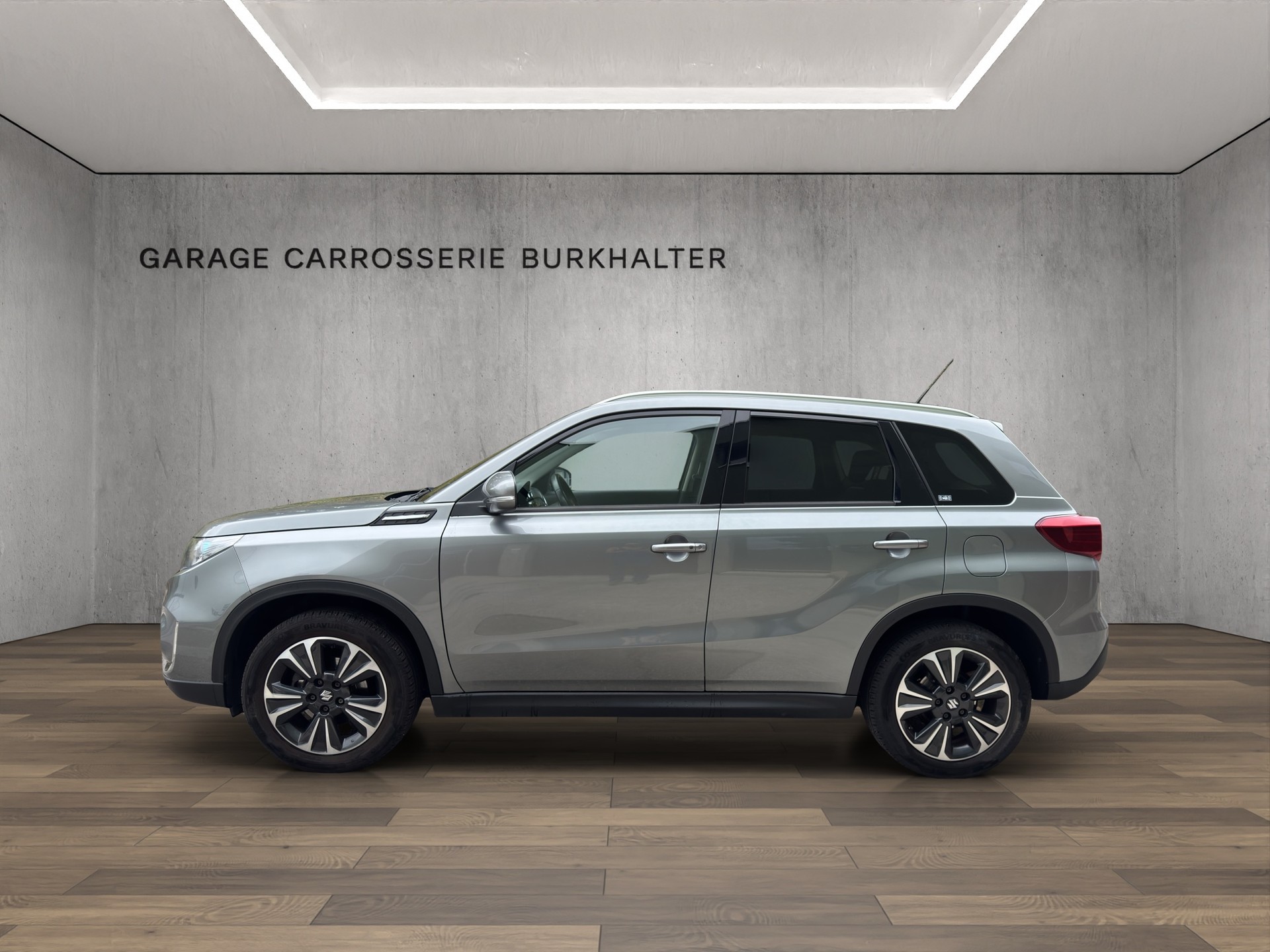 SUZUKI Vitara 1.4 Boosterjet Compact Top Automatic-image-2