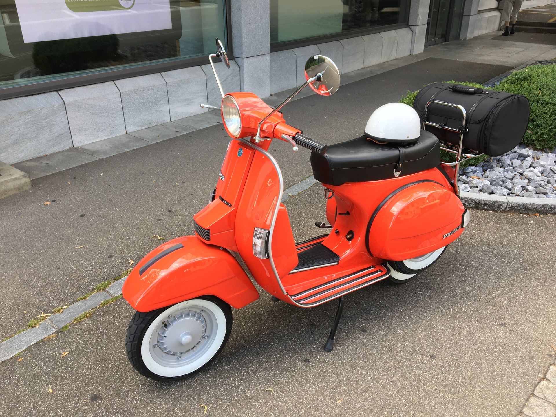 PIAGGIO P 200 E-image-0