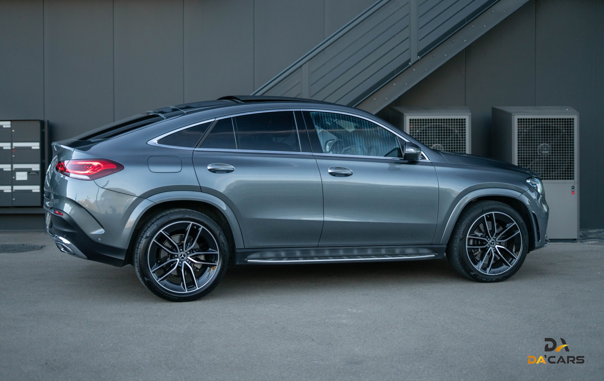 MERCEDES-BENZ GLE Coupé 400 d 4Matic 9G-Tronic-showroom-element-3