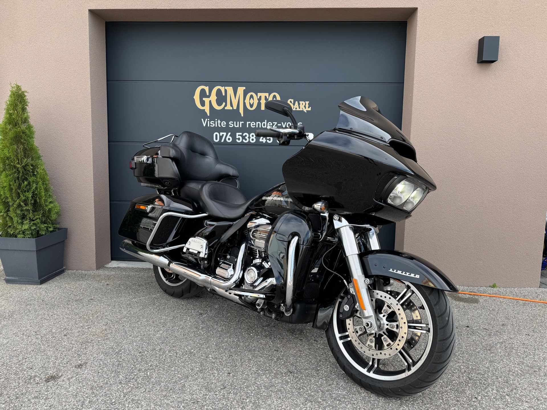 HARLEY-DAVIDSON FLTRK Road Glide Limited 114-image-1