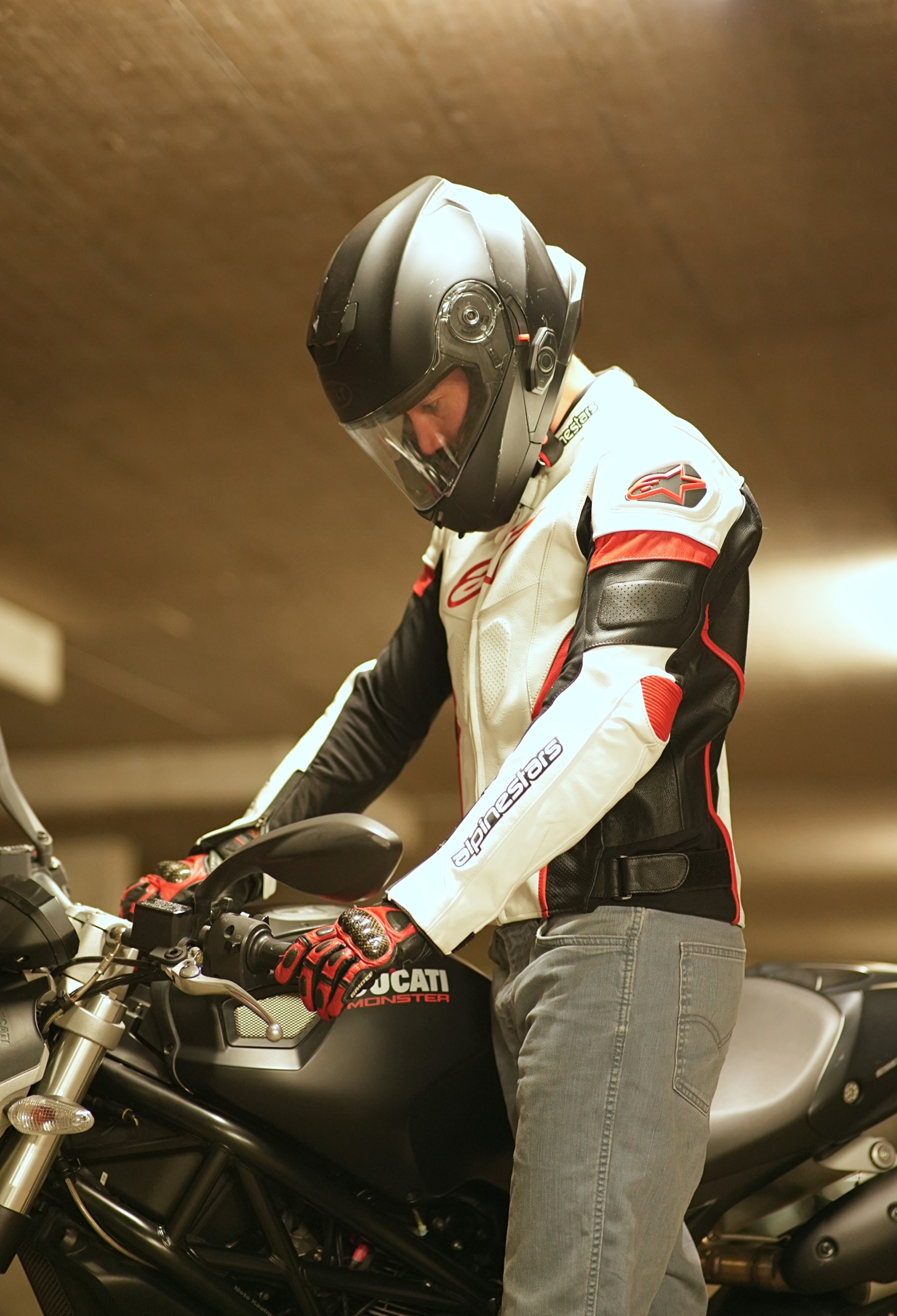 DUCATI Monster 696M ABS-image-10