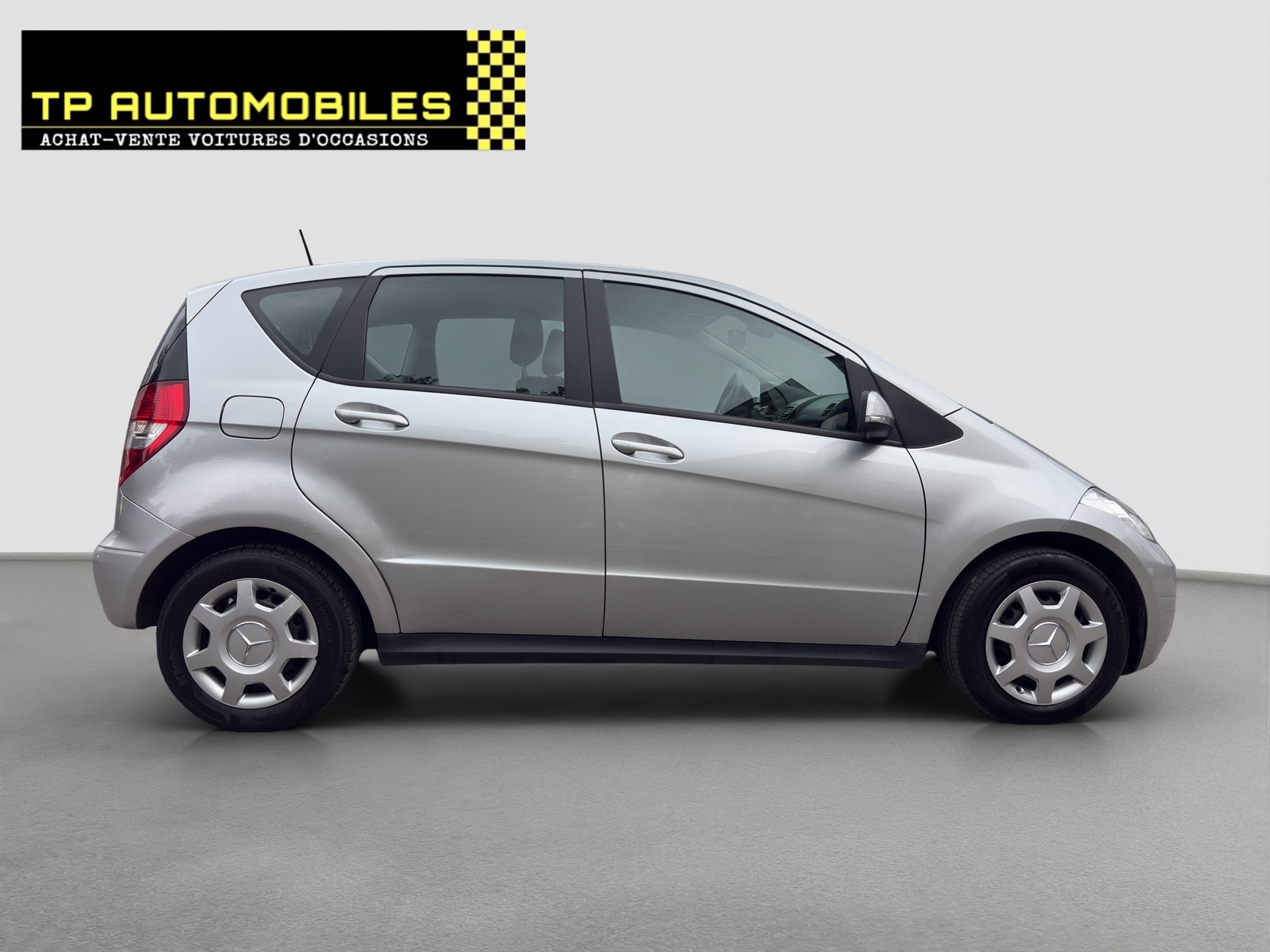 MERCEDES-BENZ A 160 (150) Classic Autotronic-image-3