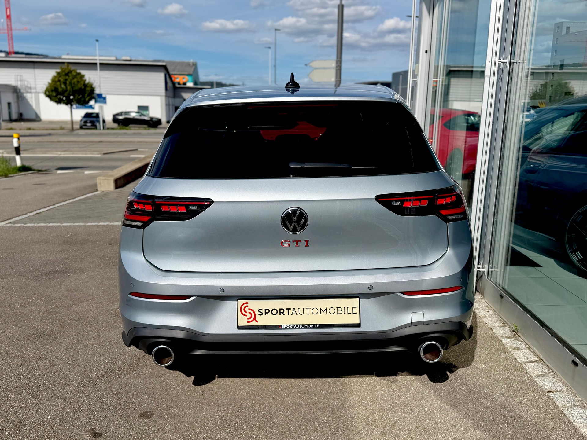 VW Golf 2.0 TSI GTI DSG-image-9