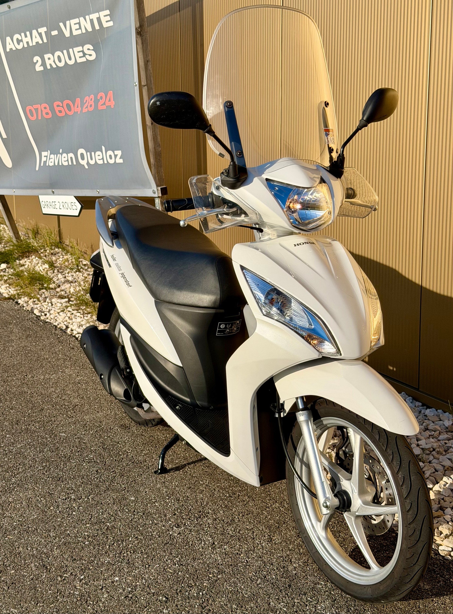 HONDA NSC Vision 110 16''-image-0