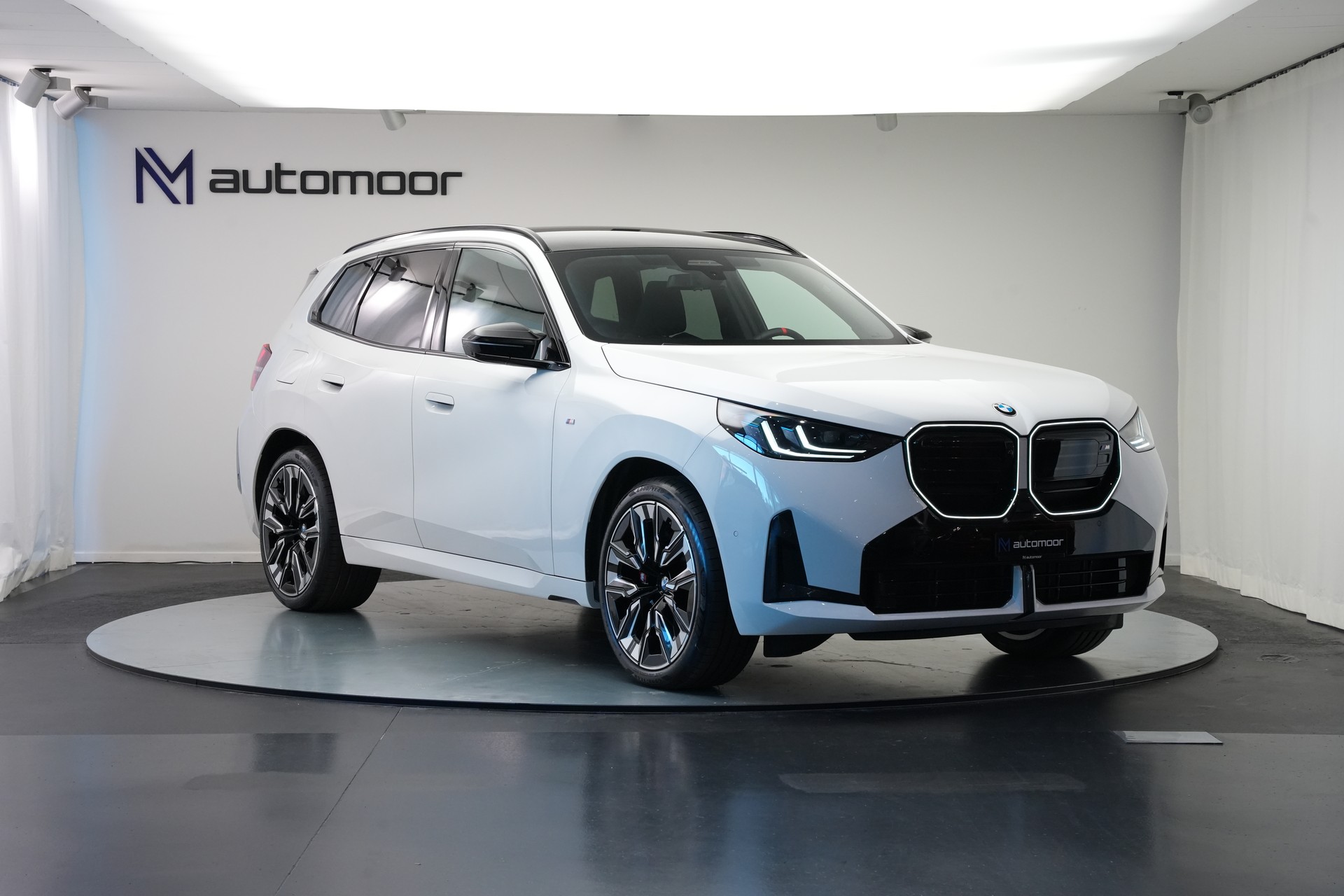BMW X3 xDrive M50 48V M Sport Pro *AHK* *Head-Up* *Panorama* *Iconic Glow*-showroom-element-2