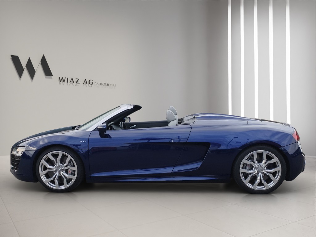 AUDI R8 Spyder 5.2 FSI V10 quattro S-Tronic