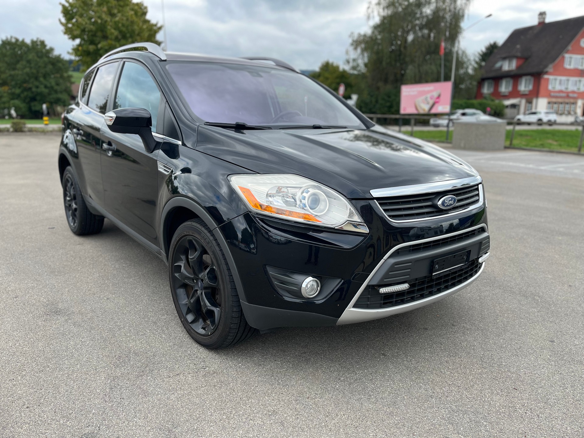 FORD 2,5i Benzin 4x4 frisch MFK und frisch Servic-image-1
