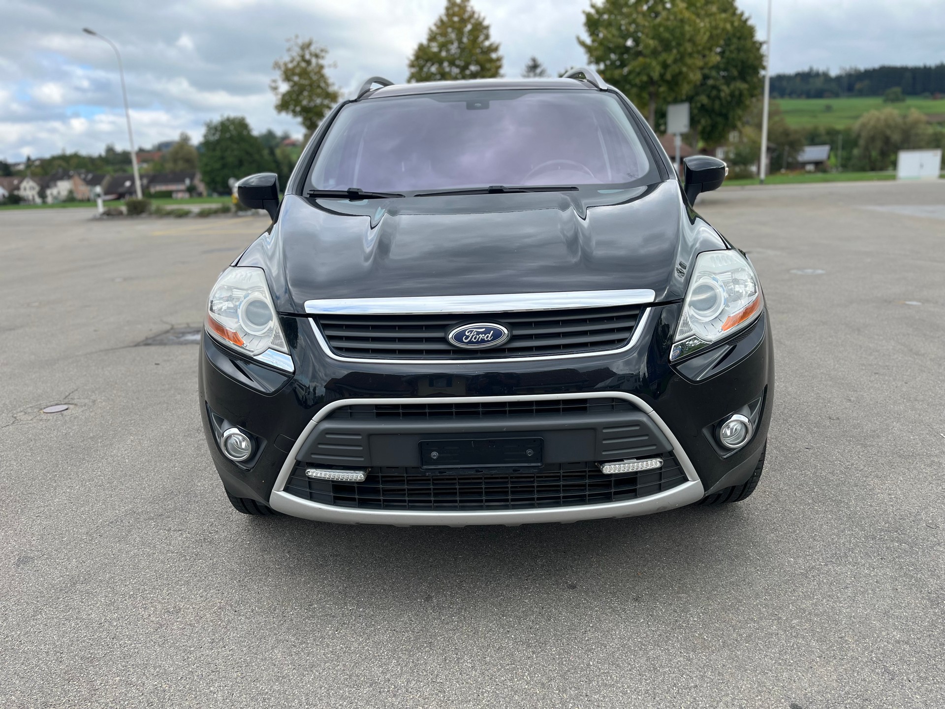 FORD 2,5i Benzin 4x4 frisch MFK und frisch Servic-image-2