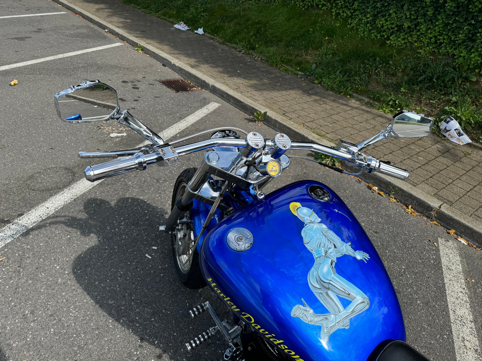 HARLEY-DAVIDSON FXSTC Softail Custom-image-5