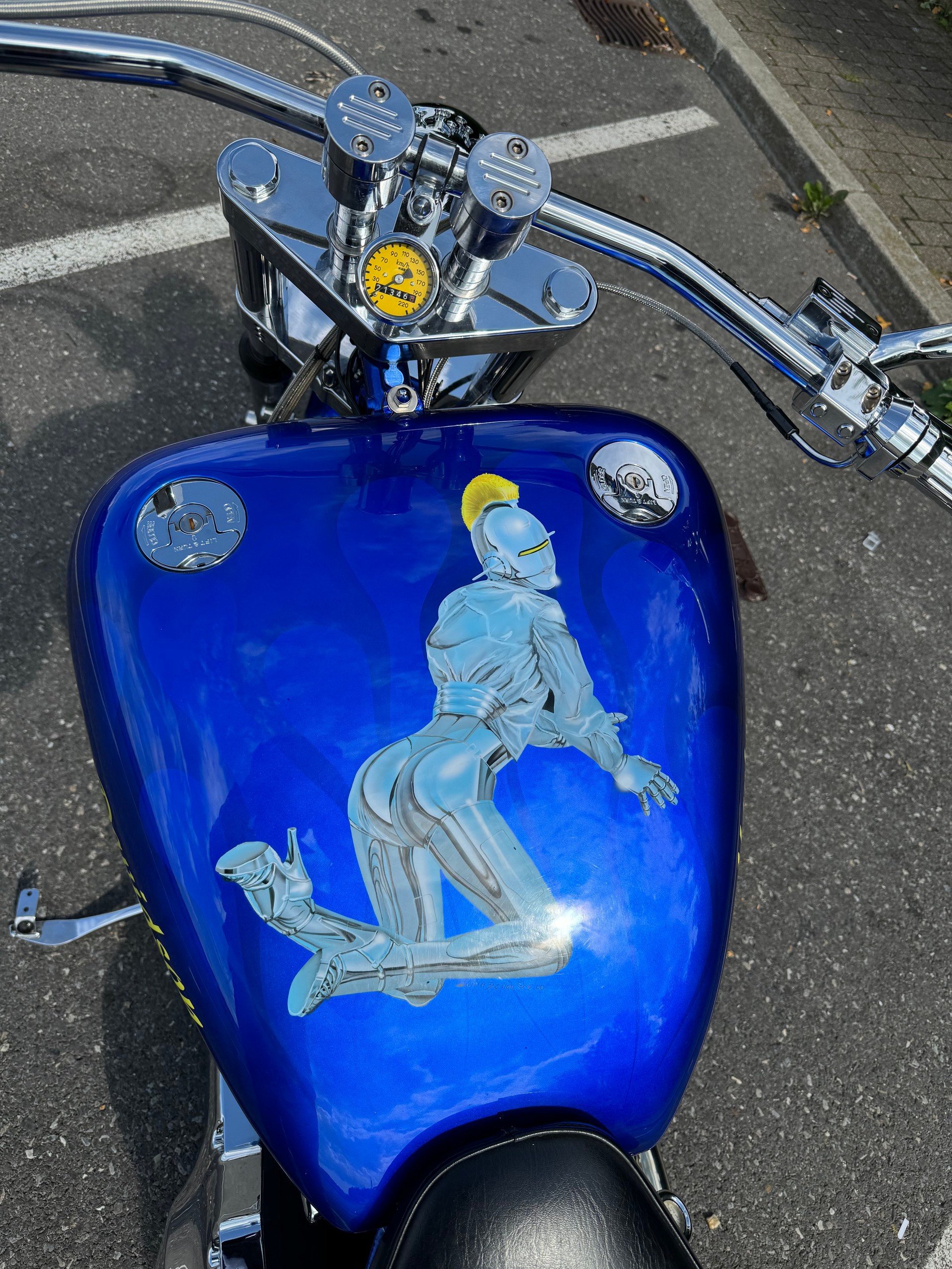 HARLEY-DAVIDSON FXSTC Softail Custom-image-4