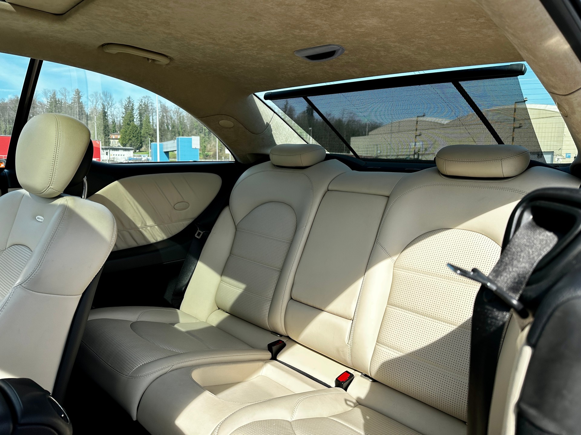 MERCEDES-BENZ CLK 63 AMG Avantgarde 7G-Tronic-image-12