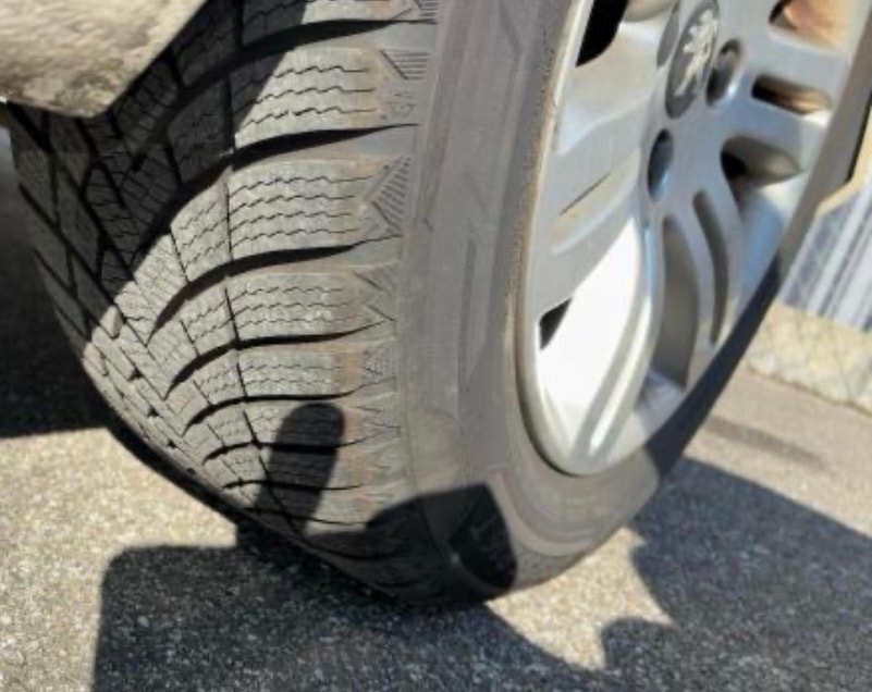 PEUGEOT 308 SW 1.6 16V Turbo Millesim 200-image-13